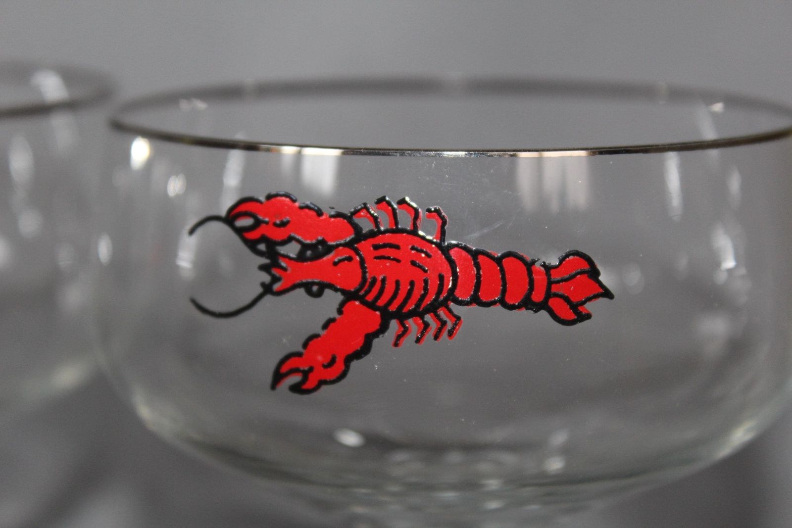 Set Van 5 Vintage Cocktailglazen Met Kreeftmotief, Garnalencocktail Coupe, Nautisch Zeevruchtendesign, Barware, Aperitief, Rand In Zilverkleur photo vintage