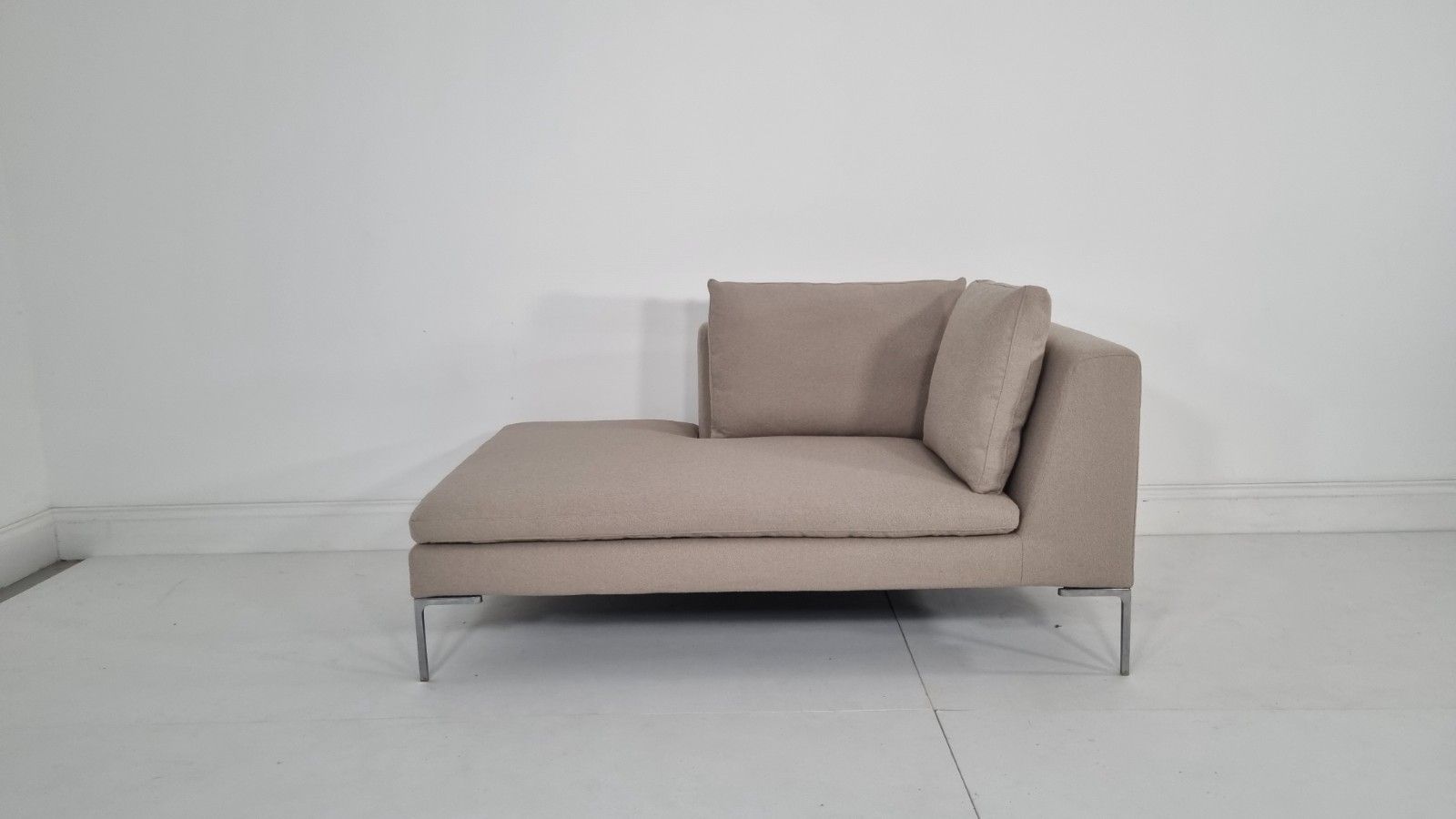 photo vinterior Bb Italia Charles Chaise In Stone Boucle In Excellent Condition