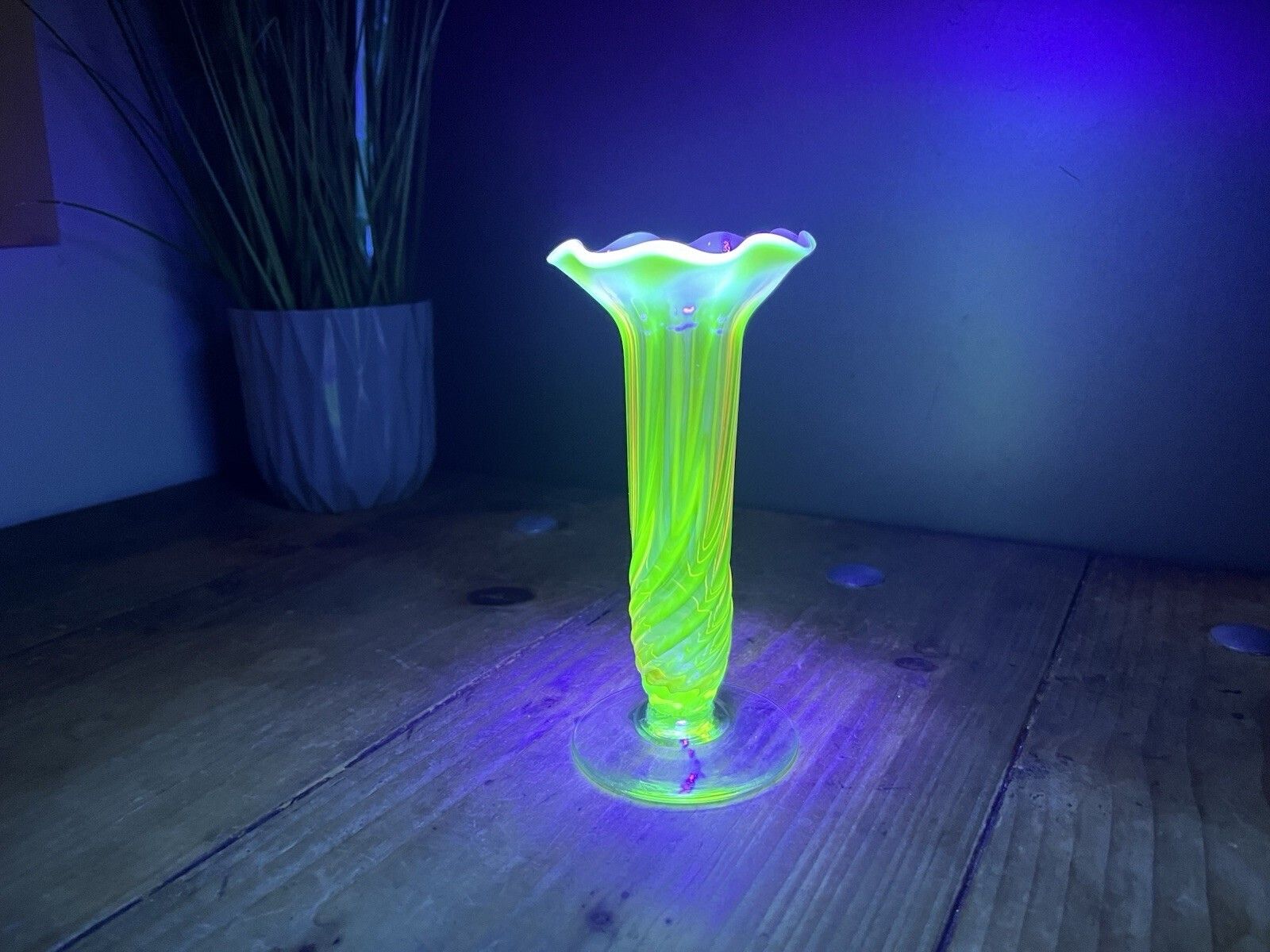 Antique English Victorian Cranberry Uranium Vaseline Glass Ruffled Rim Bud Vase