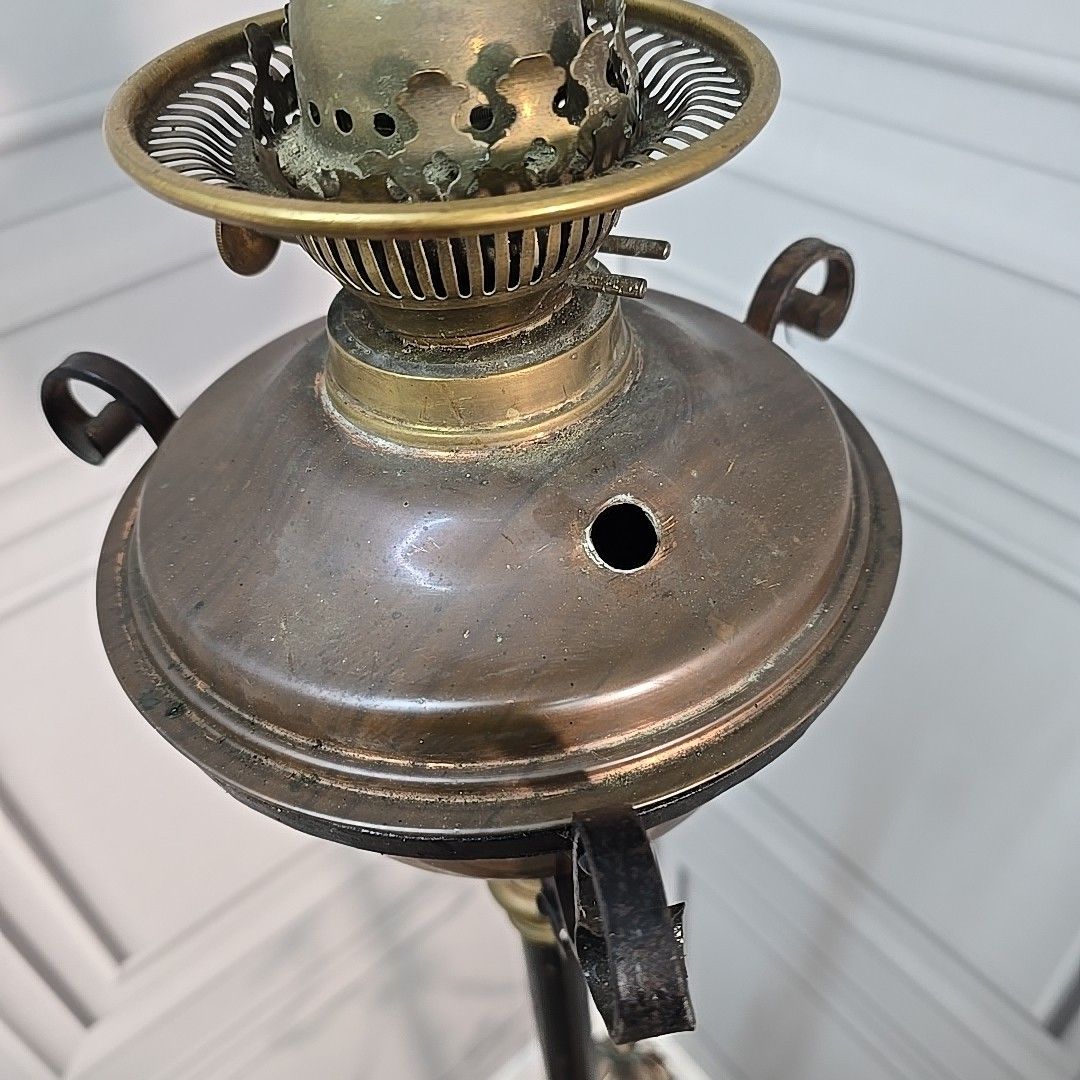 photo vintage Antique Standard Lamp Copper & Brass Oil Light Wrought Iron Stand For Rewire