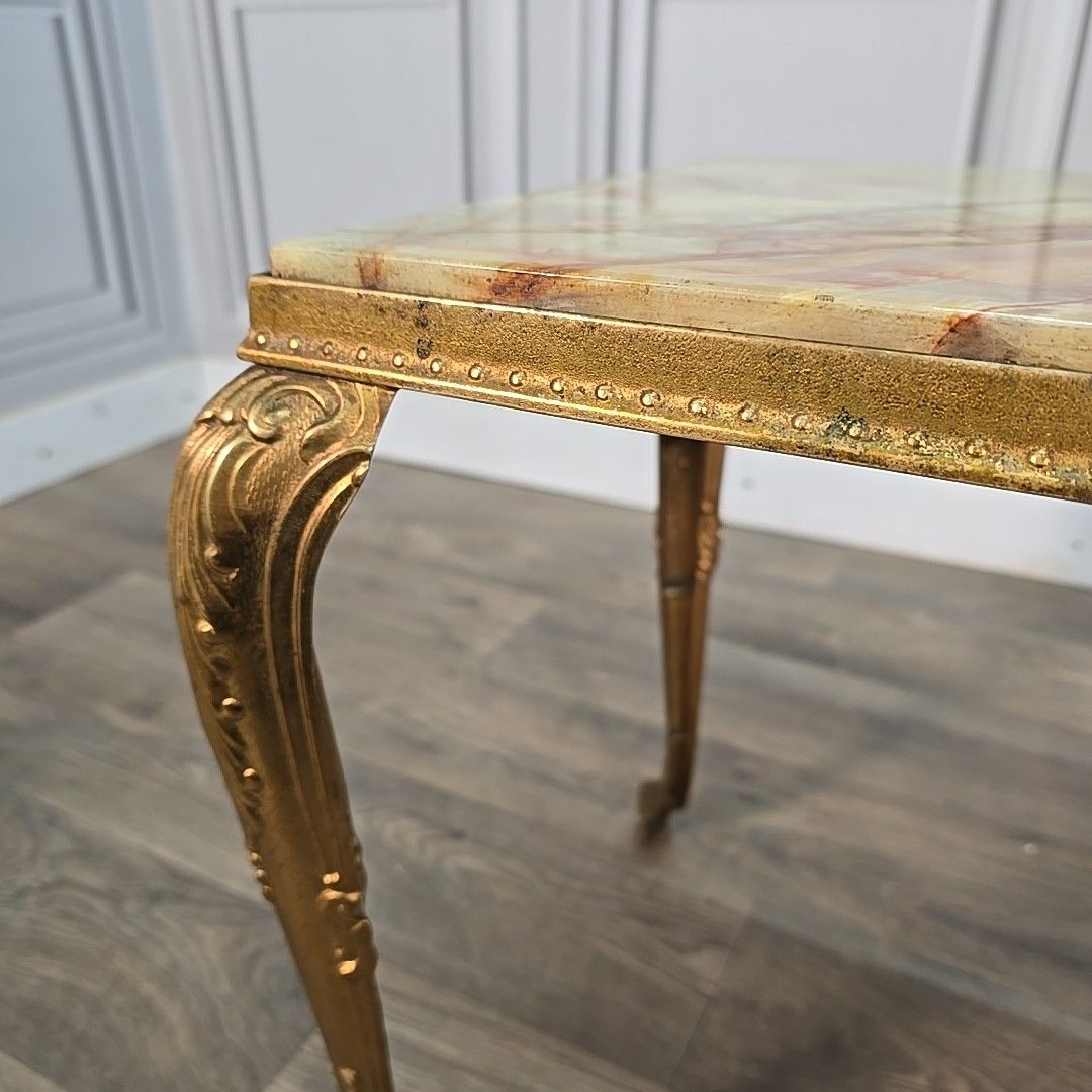 photo furniture Vintage Brass & Onyx Table – Marble Top – French Louis Style Side Antique Retro