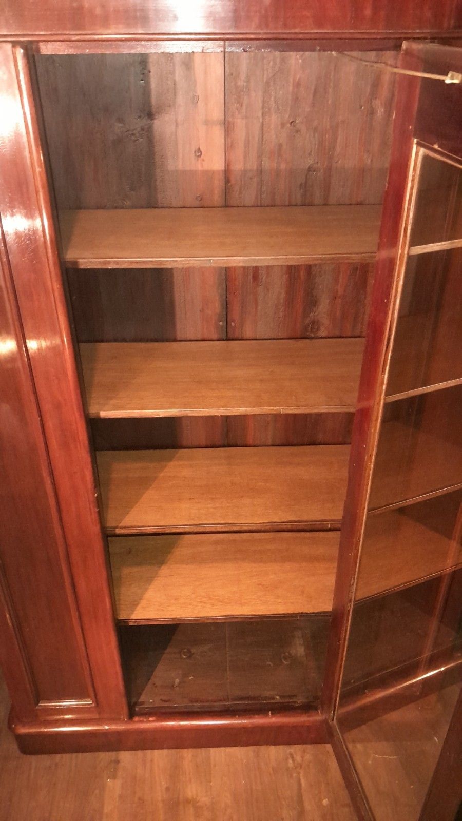 Superb Victorian Tall Bookcase With 1 Glazed Door And 4 Internal Shelves photo vinterior