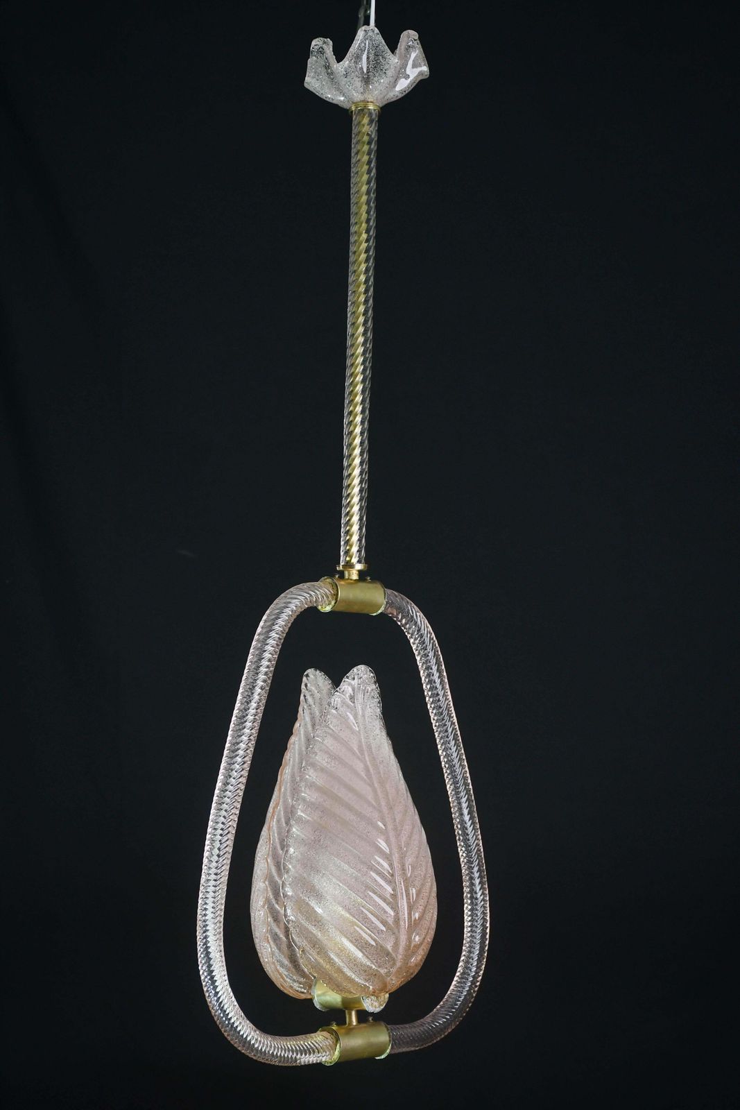 photo furniture Elgant Pink Art Decò Barovier E Toso Pendant Light Murano Glass, 1940s