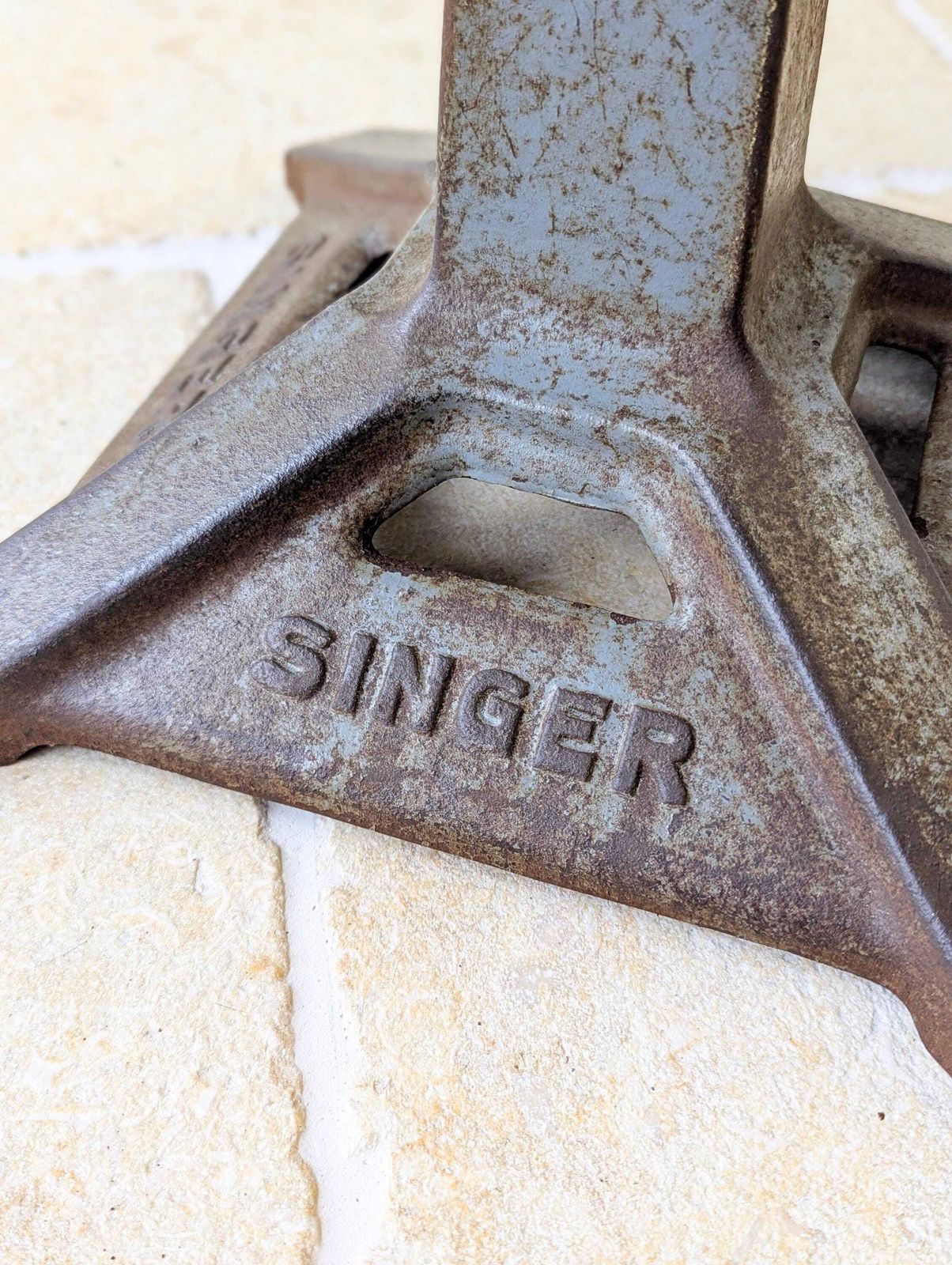 Early 20th Century Singer Cast Iron & Elm Industrial Chair C.1930 photo vintage