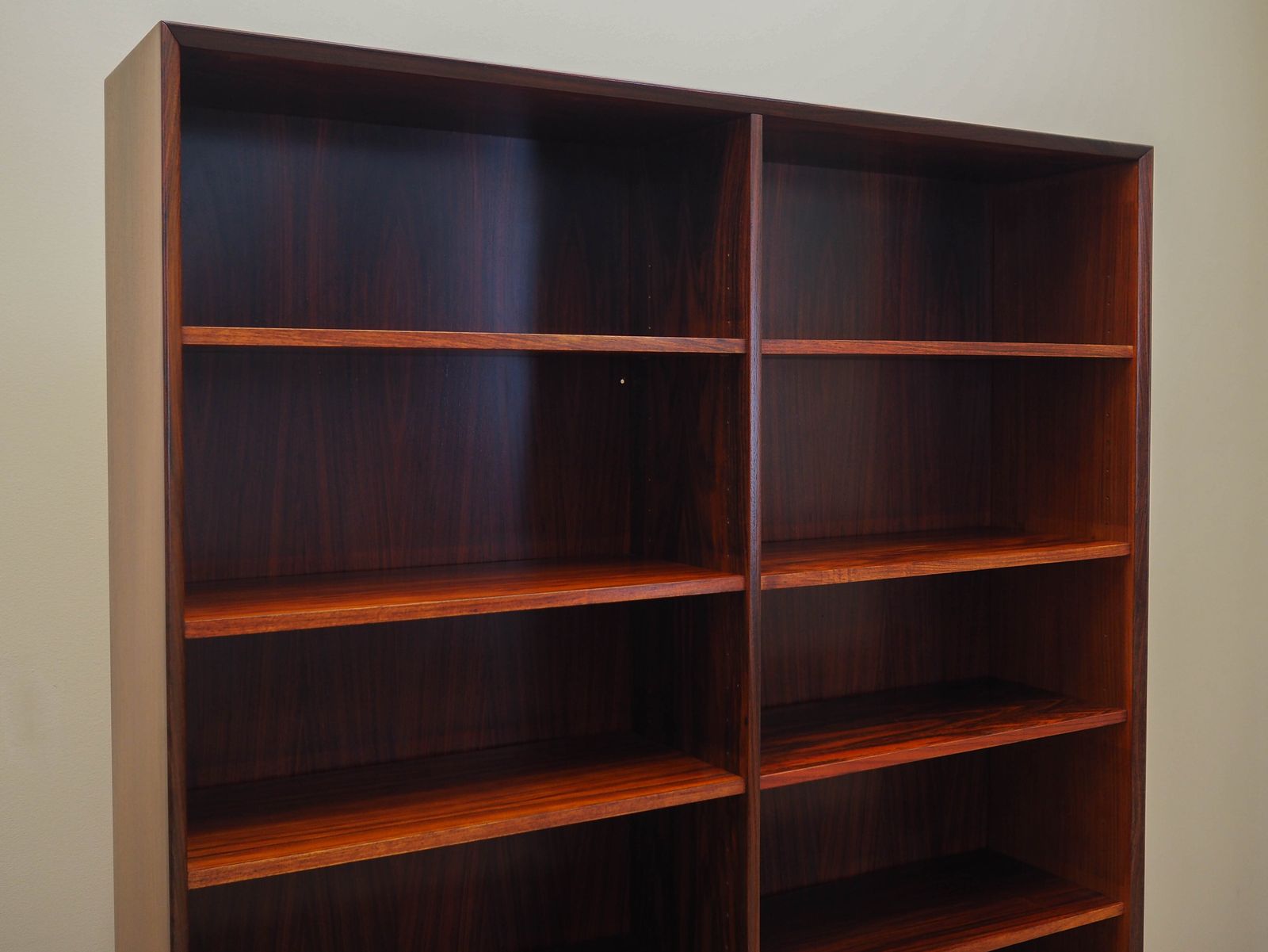 Vintage Bookcase, Danish Design, 1970s, Manufacturer: Hundevad photo 1939.0