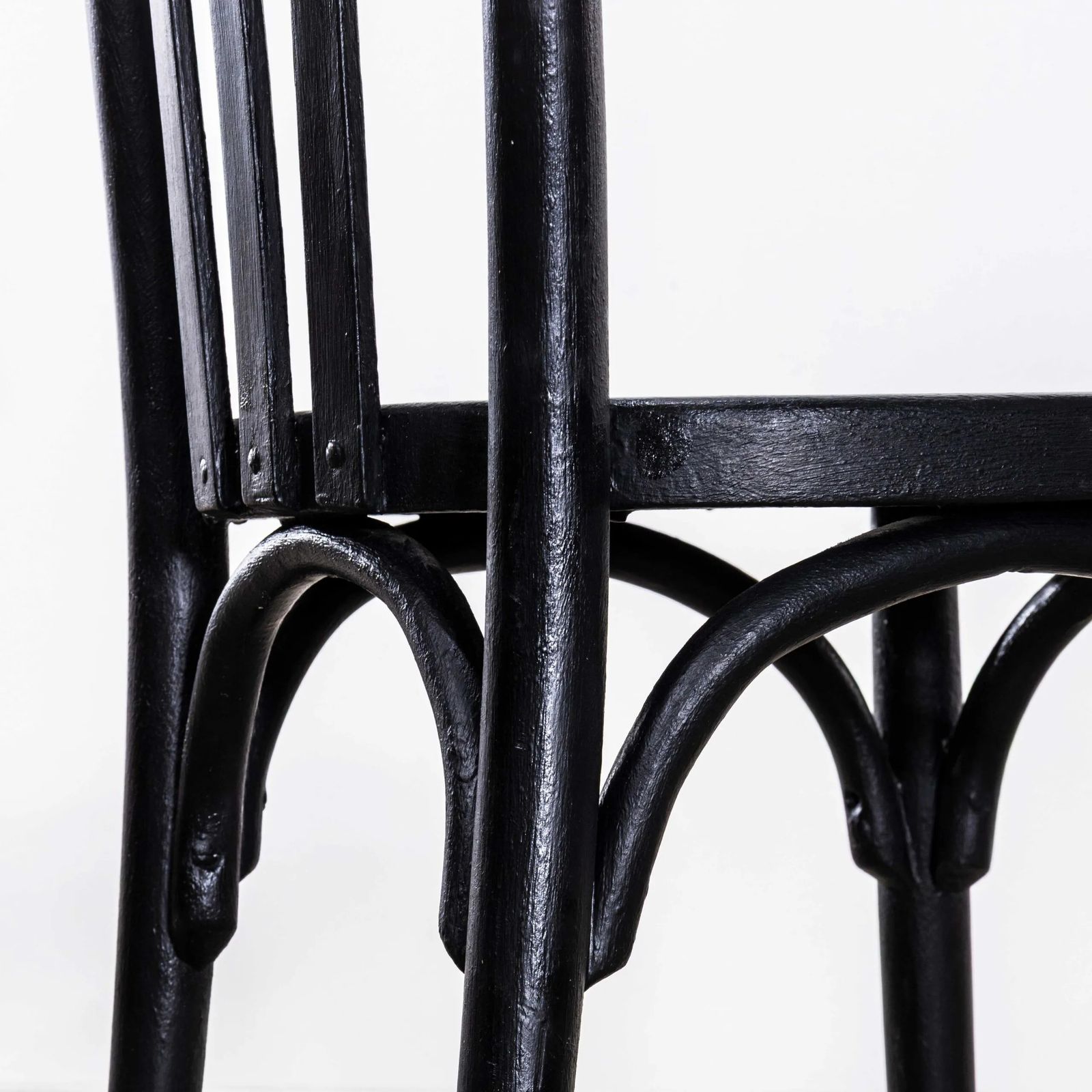 1940’s Tall Dark Oak Bentwood Dining Chairs  Set Of Four photo vinterior