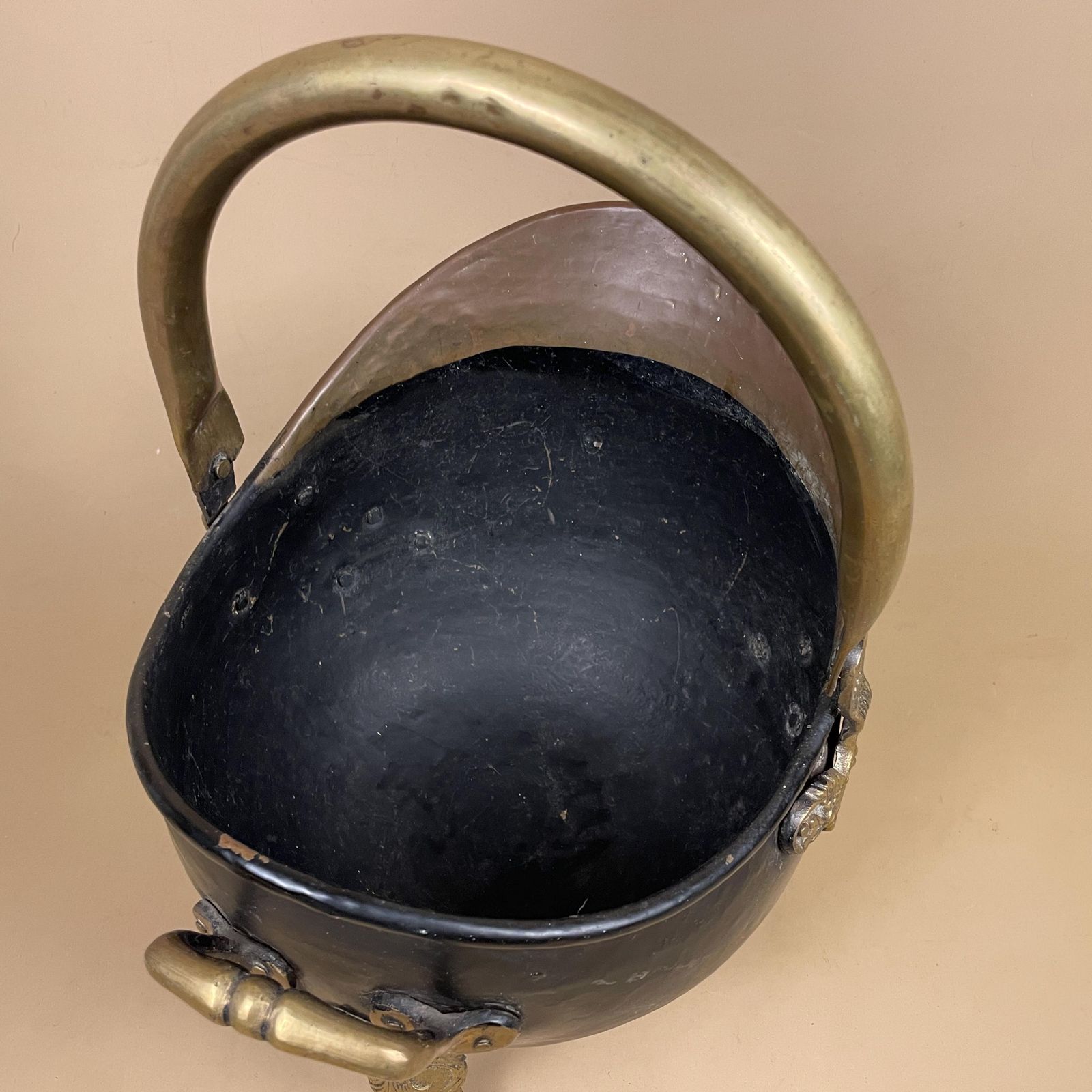 photo for sale Antique Metal Gold Brass Black Coal Bucket Handle Fireside Fire Side Scuttle Log Helmet Farmhouse Cottage Vintage Fireplace 3 Ornate Feet