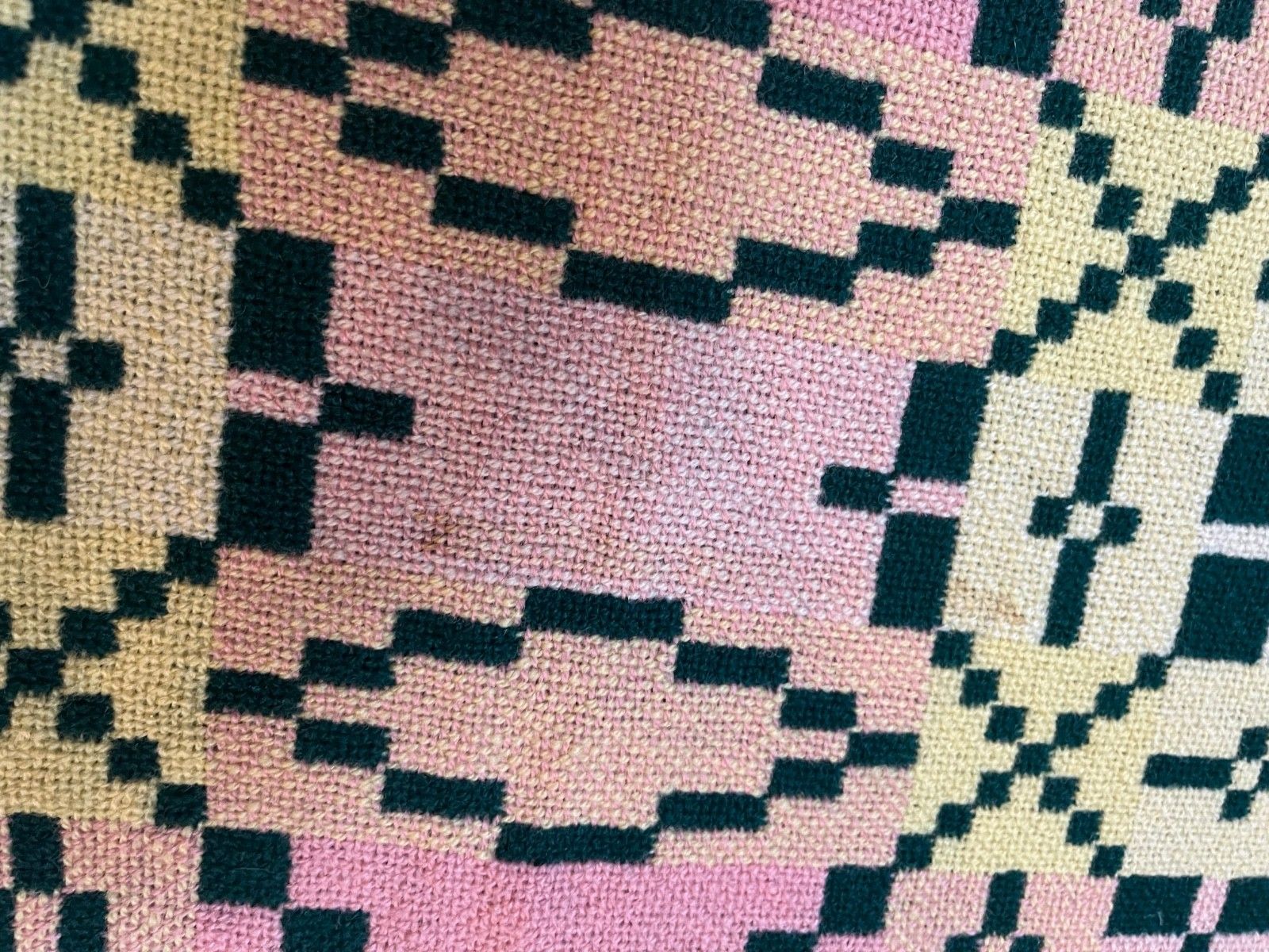 photo buy Vintage Welsh Wool Blanket Reversible Derw Mill Pink/Green Woven 100% Wool