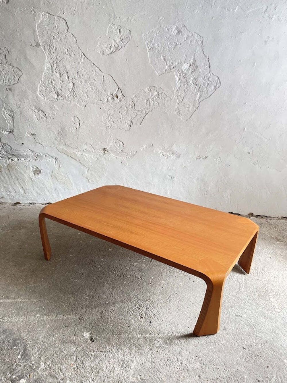 Tendo Mokko “Zataku” Japanese Modern Low Coffee Table 1970s photo vinterior