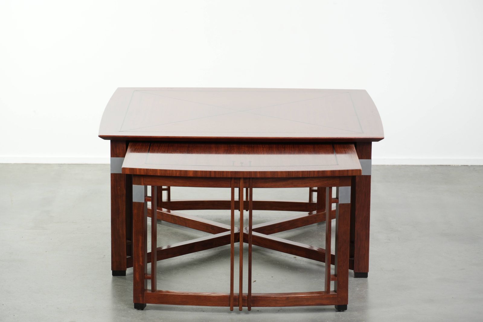 Art Deco Design Salontafel Met Uitschuifbare Delen Van Schuitema Uit De Decoforma Serie photo vinterior