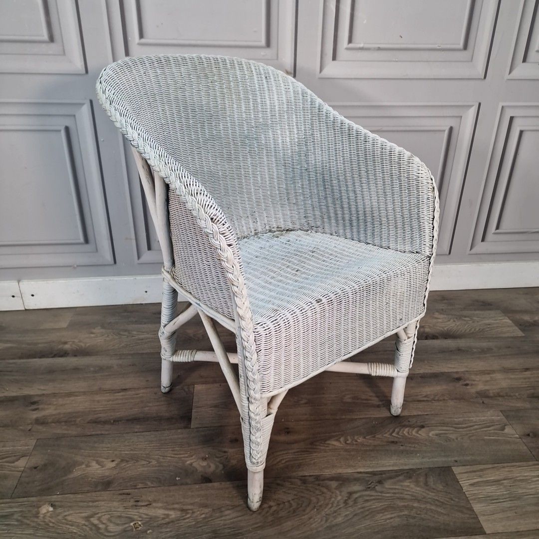 Vintage Wicker Tub Chair Lounge Armchair Loom Style Painted Conservatory Retro