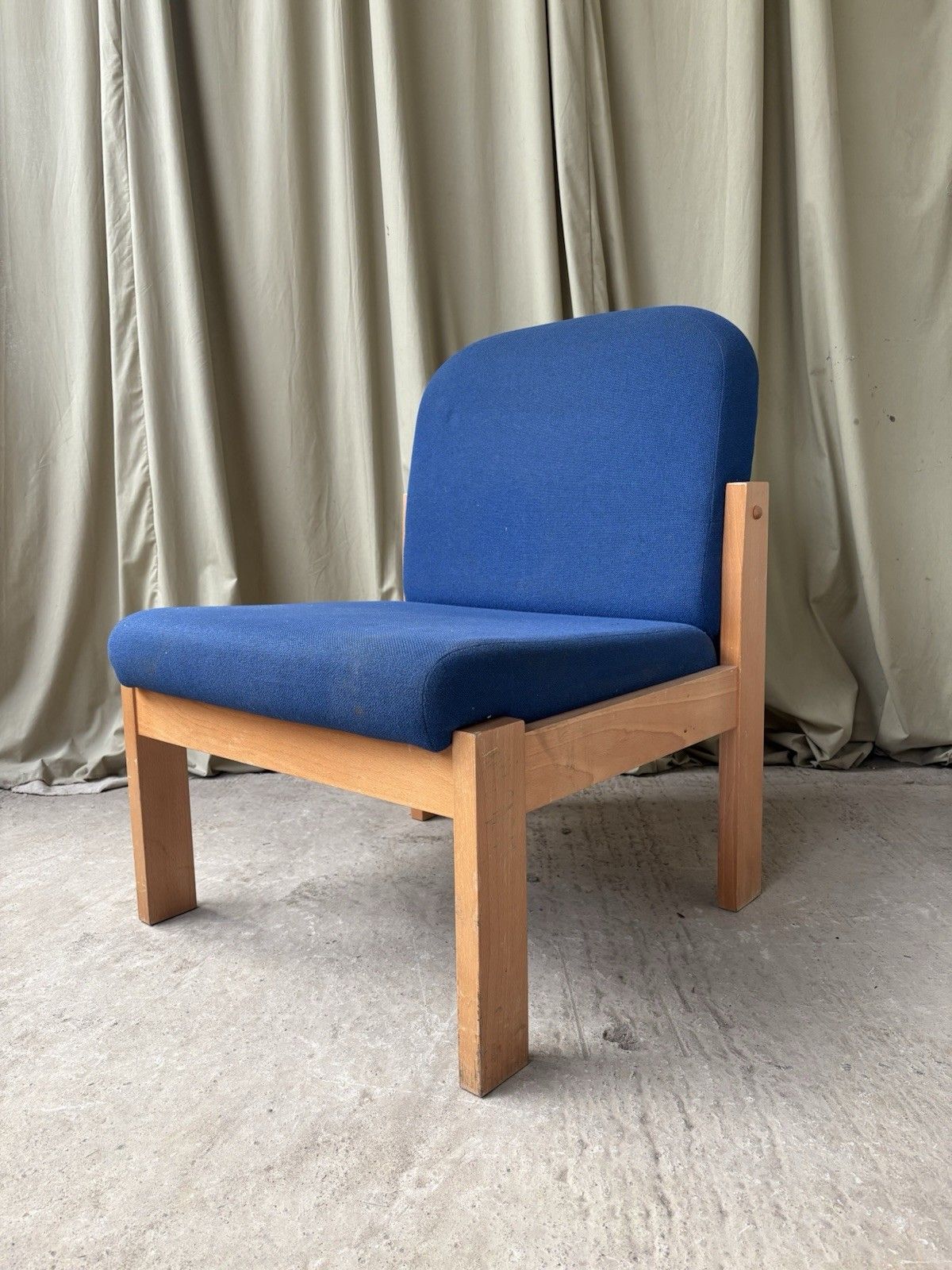 Vtg Late Mid Century Modernist Studio Lounge Chair Scandi Retro Modernist R1073 photo for sale