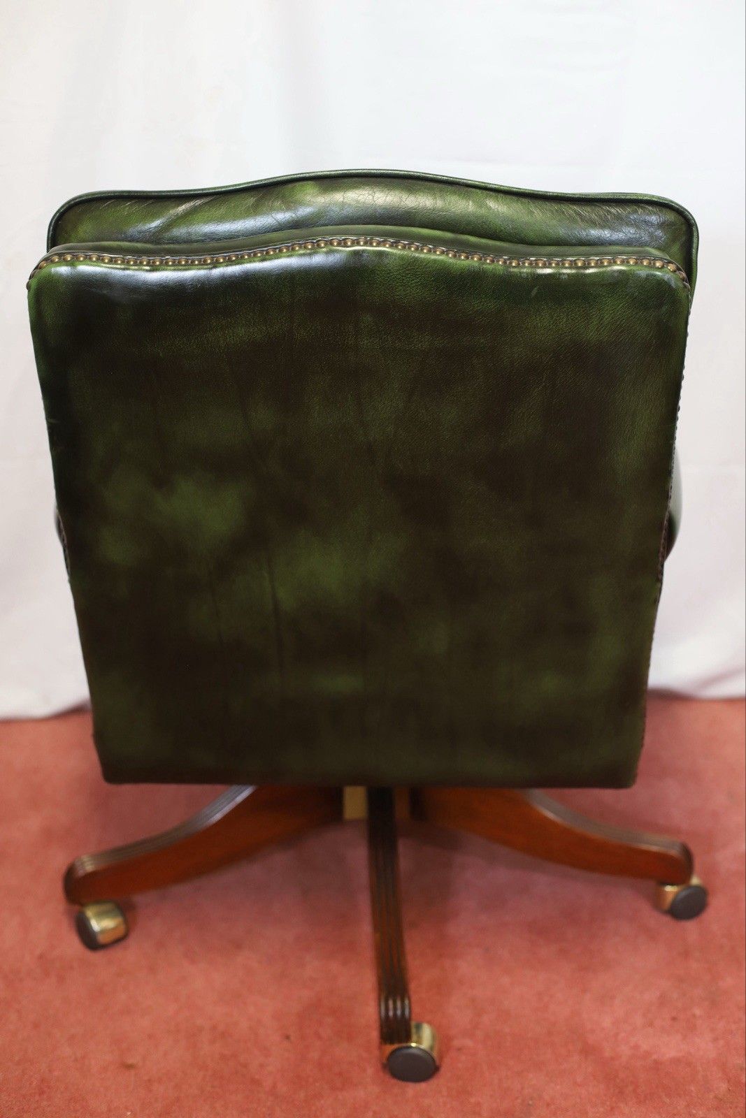 Bevan Funnel Reprodux , Stunning Mahogany And Leather Swivel Chair photo 1532.0