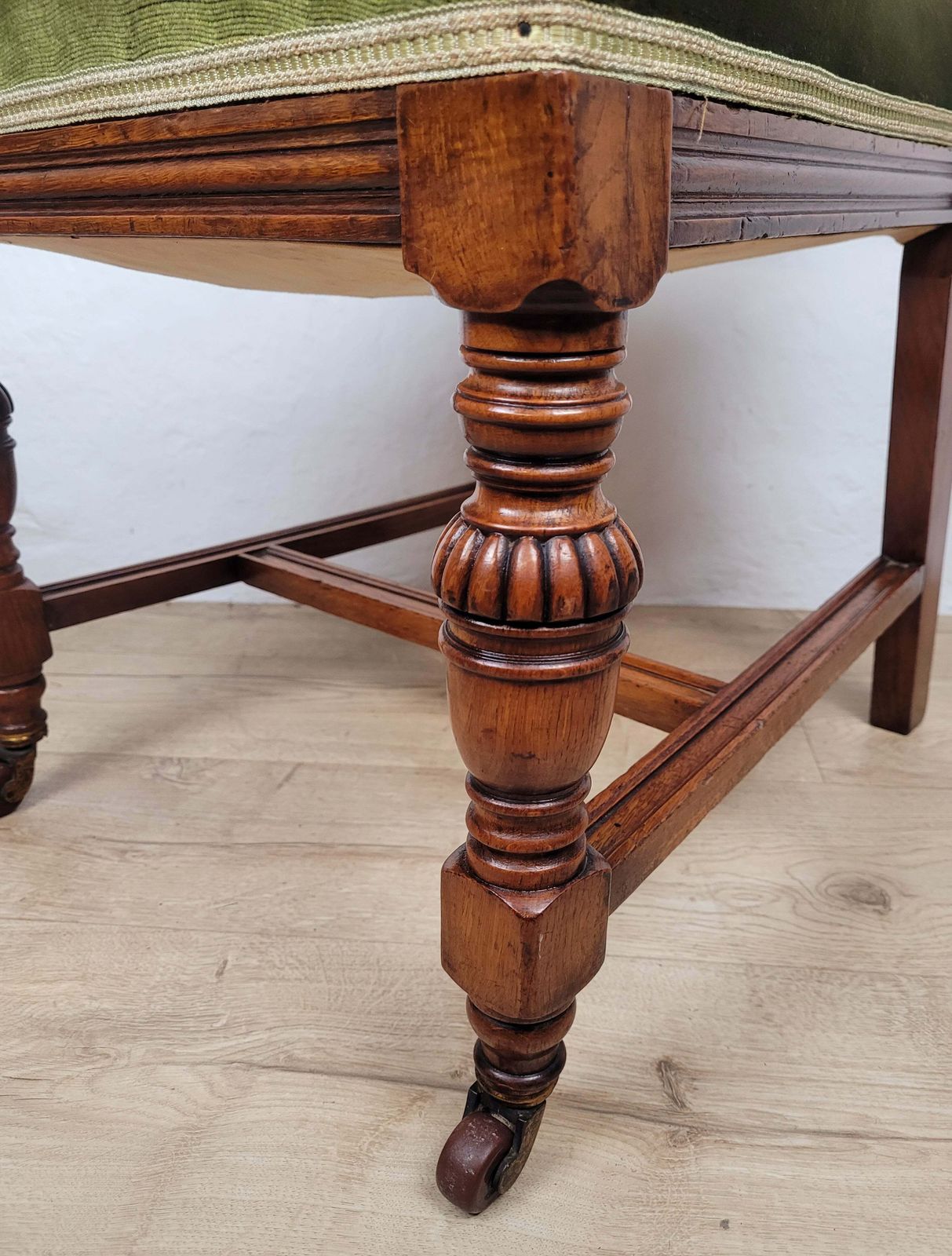 photo buy Victorian Hall Chair Oak Upholstered Foliate Carvings Castors