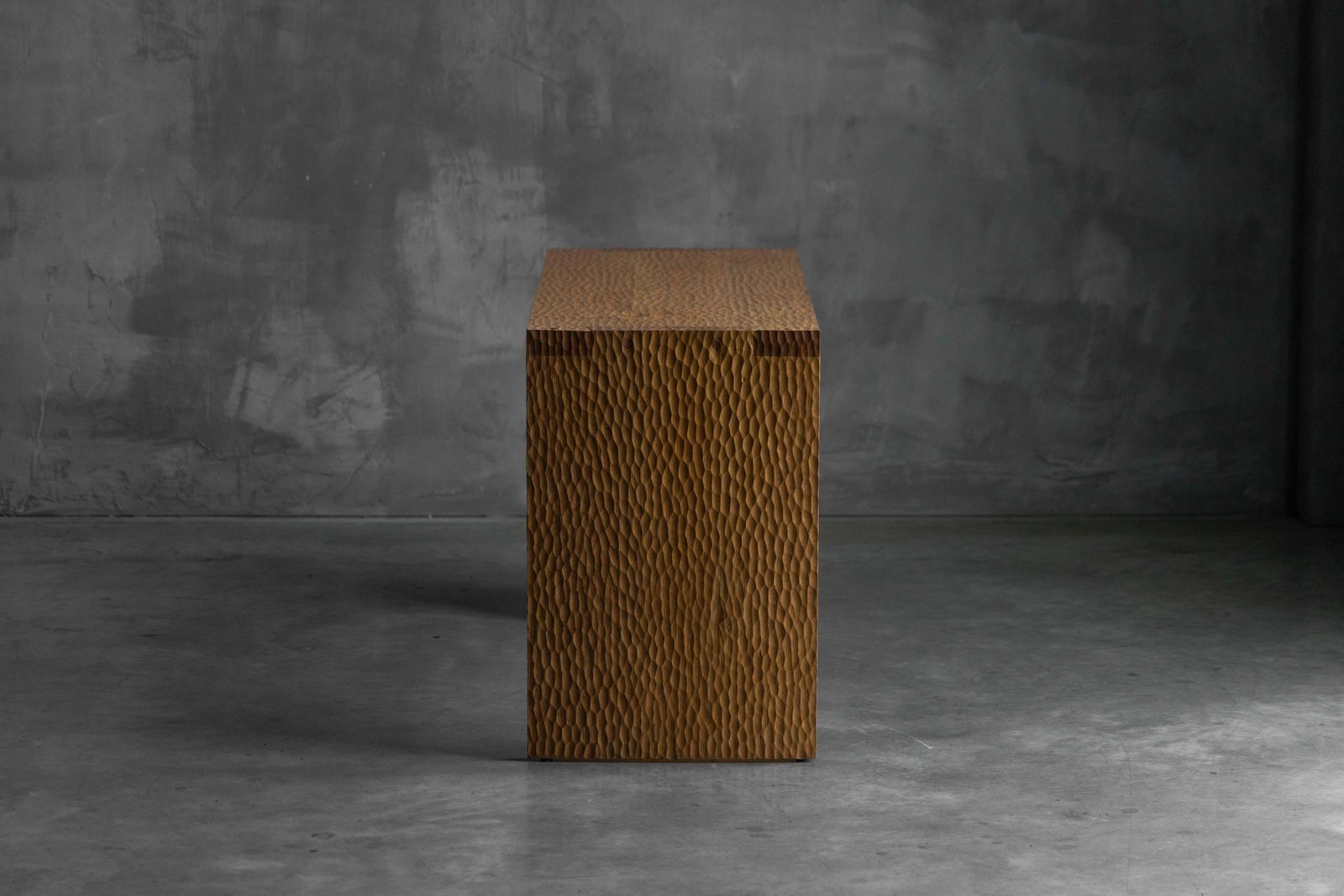photo vinterior Hand Carved Oak Console Table, France, Early 21st Century