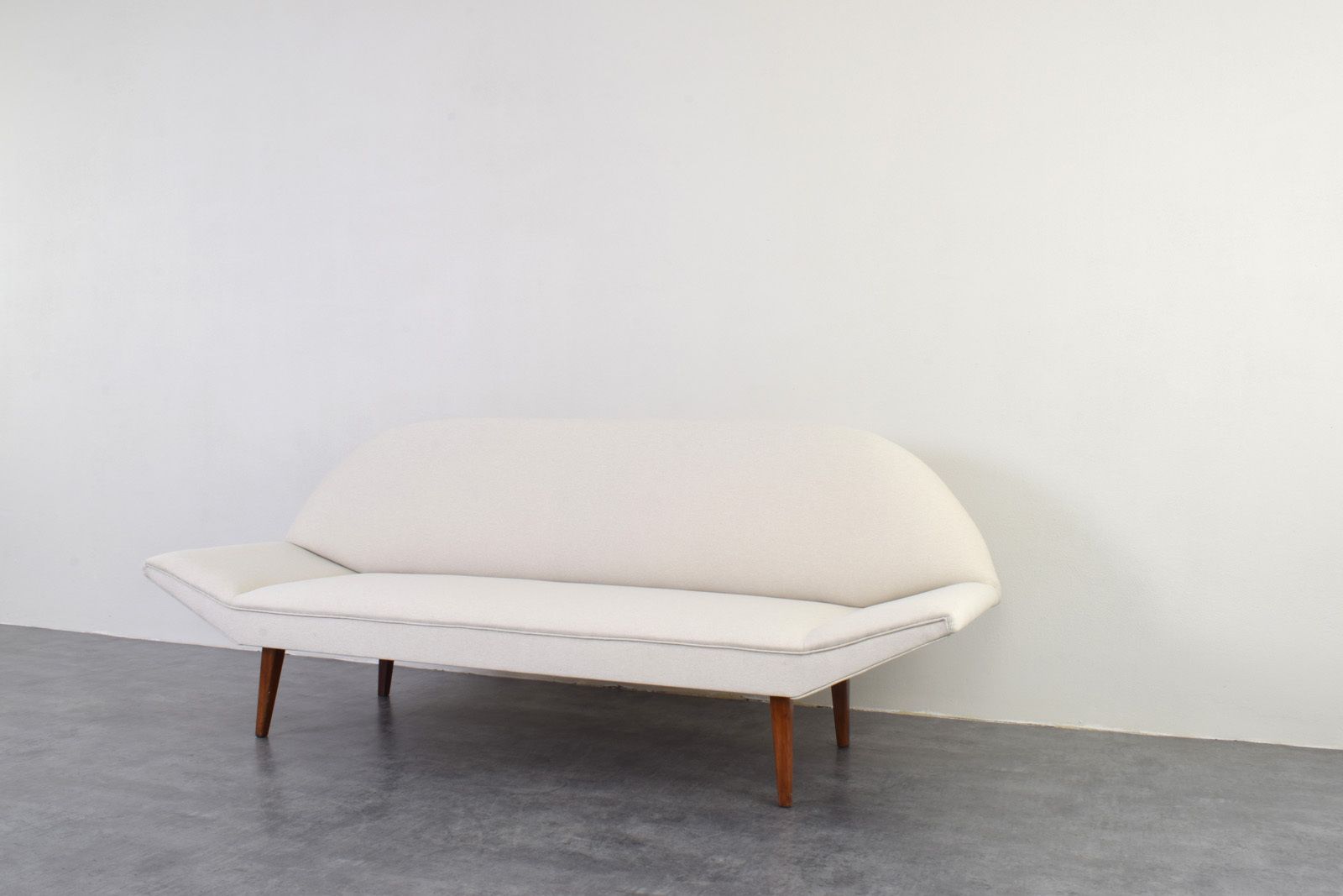 photo furniture Mid Century Danish Teak Sofa, 1960s.