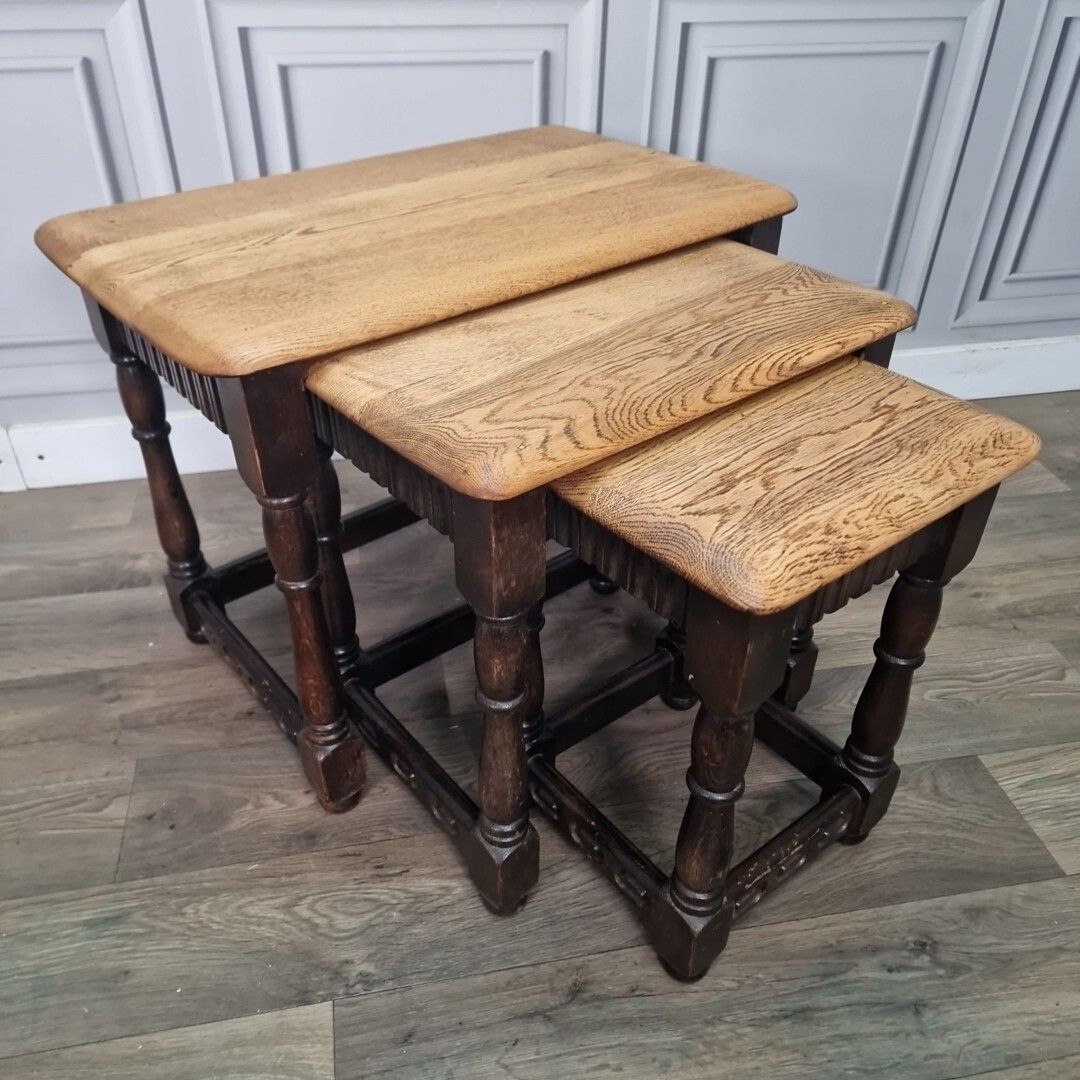 Vintage Nest Of Tables 3 Solid Oak Wooden Coffee Side Lamp Turned Wood Retro photo furniture
