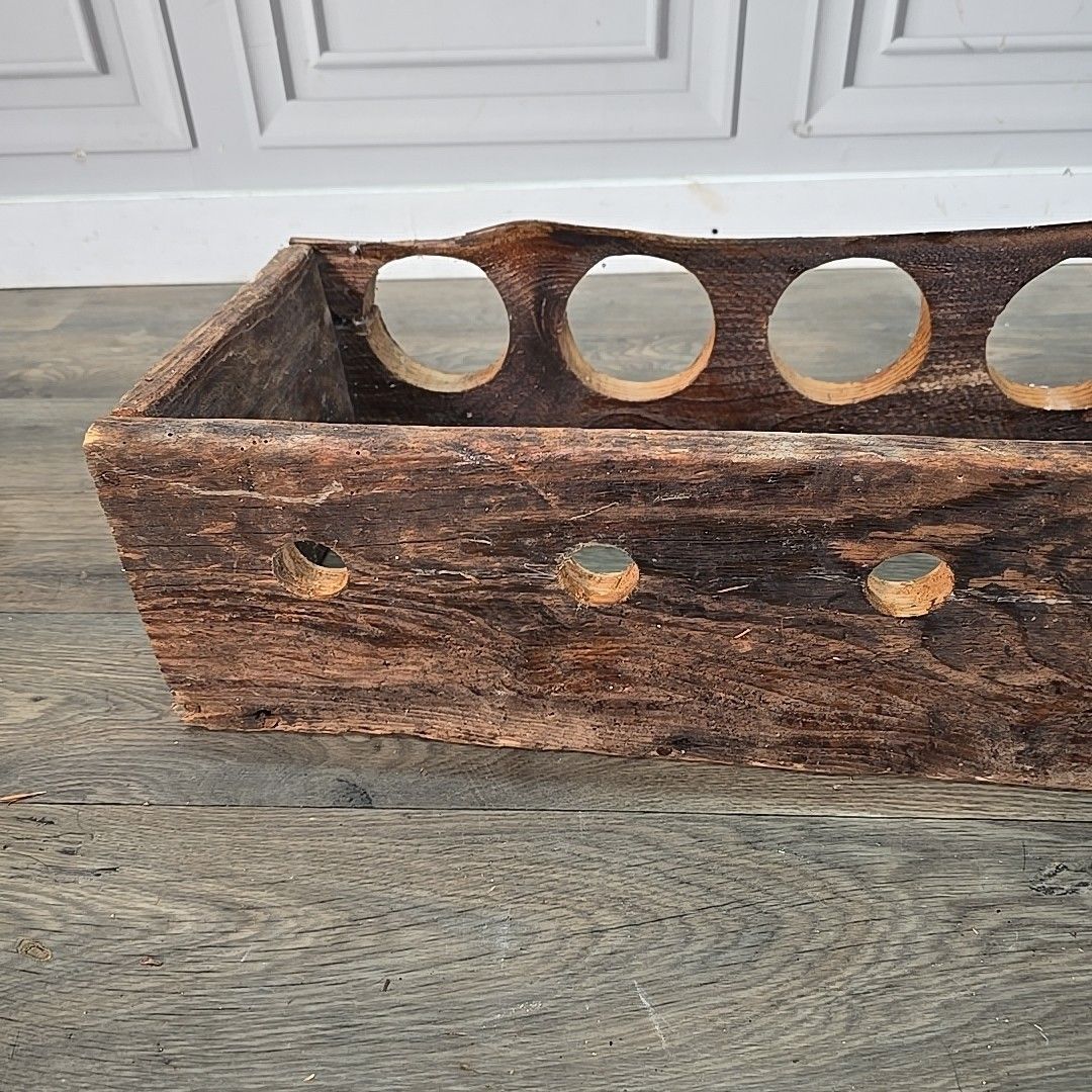 photo vinterior Vintage Reclaimed Wine Rack Rustic Solid Wood Holder 6 Bottles Pine Handmade