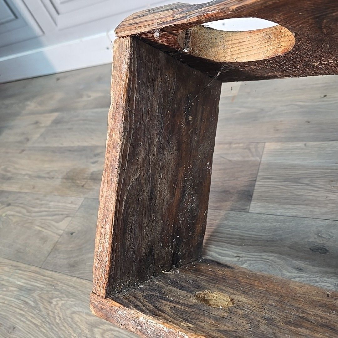 photo vintage Vintage Reclaimed Wine Rack Rustic Solid Wood Holder 6 Bottles Pine Handmade