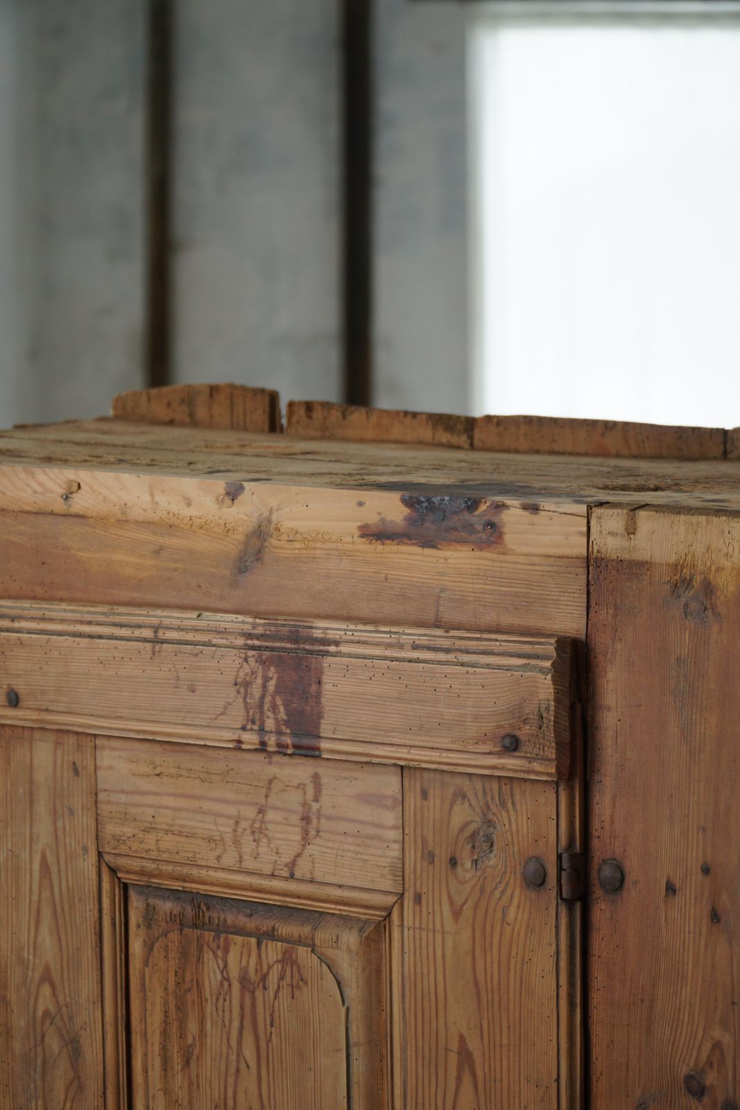 Antique Swedish Primitive Patinated Folk Art Cabinet In Pine, Early 18th Century photo buy
