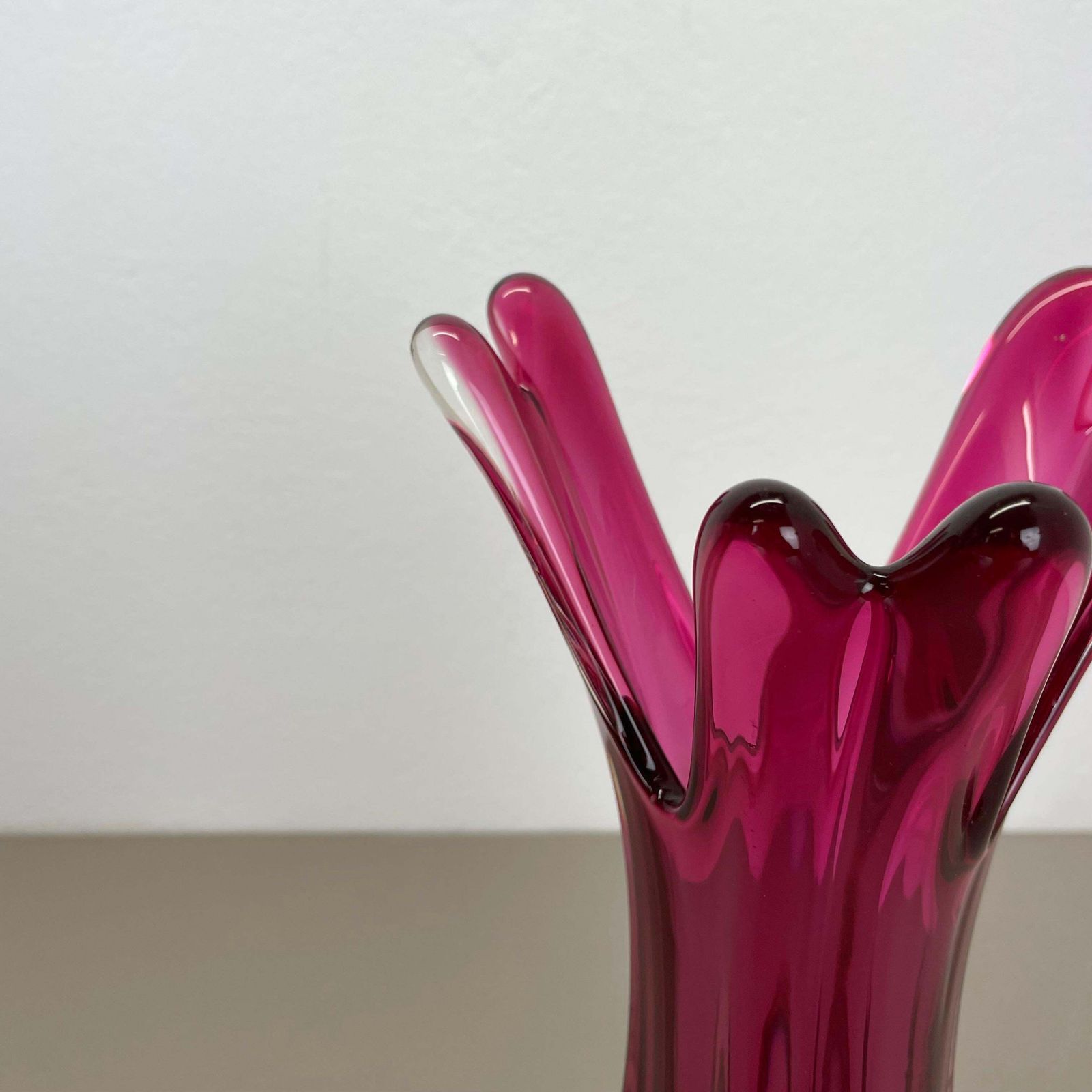 Extra Large 33cm Pink Heavy Large Murano Glass Sommerso Vase Italy, 1970s photo for sale