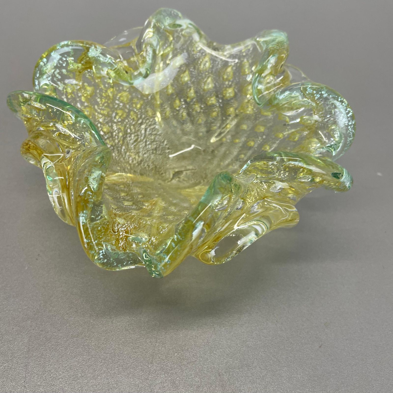 photo furniture Murano Glass "Flakes" Bowl Element Shell Ashtray By Barovier + Toso, Italy, 1970