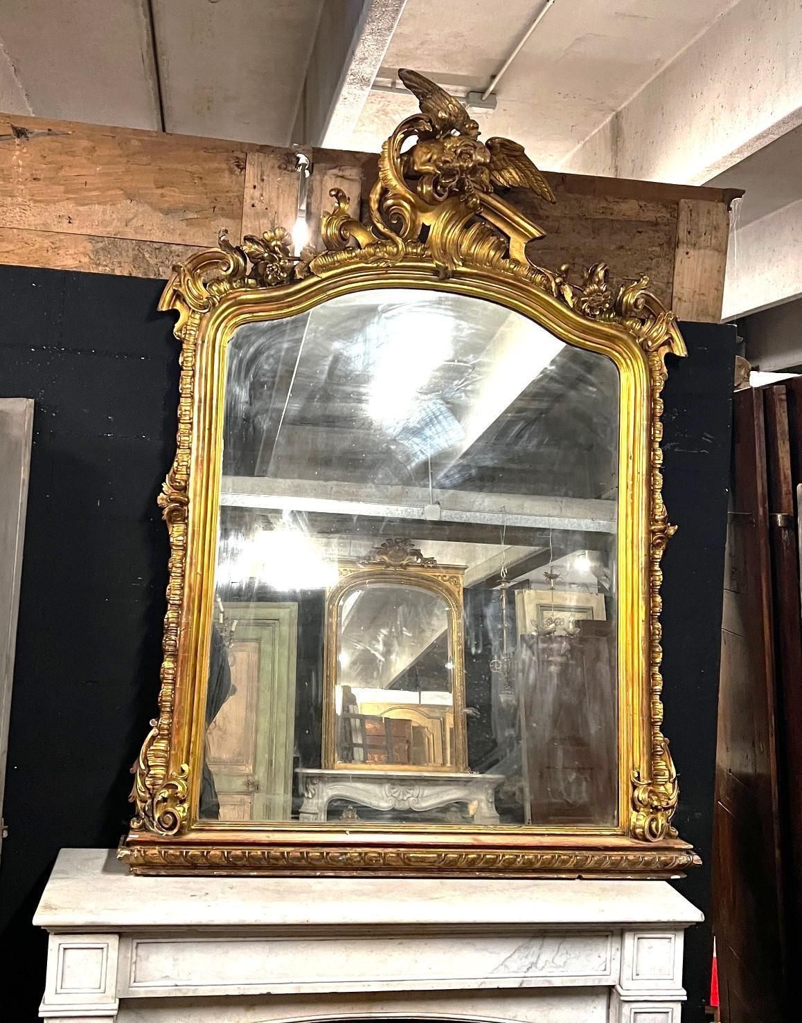 Important Carved And Sculpted Mirror With Figured Cymatium, Italy photo furniture