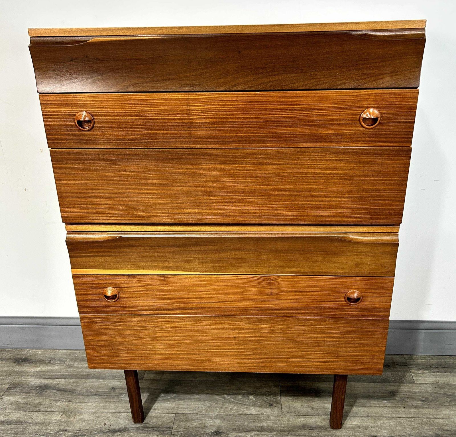 425.0 Superb Mid Century Teak Tallboy Chest Of 6 Drawers Durable Suites 1960's photo