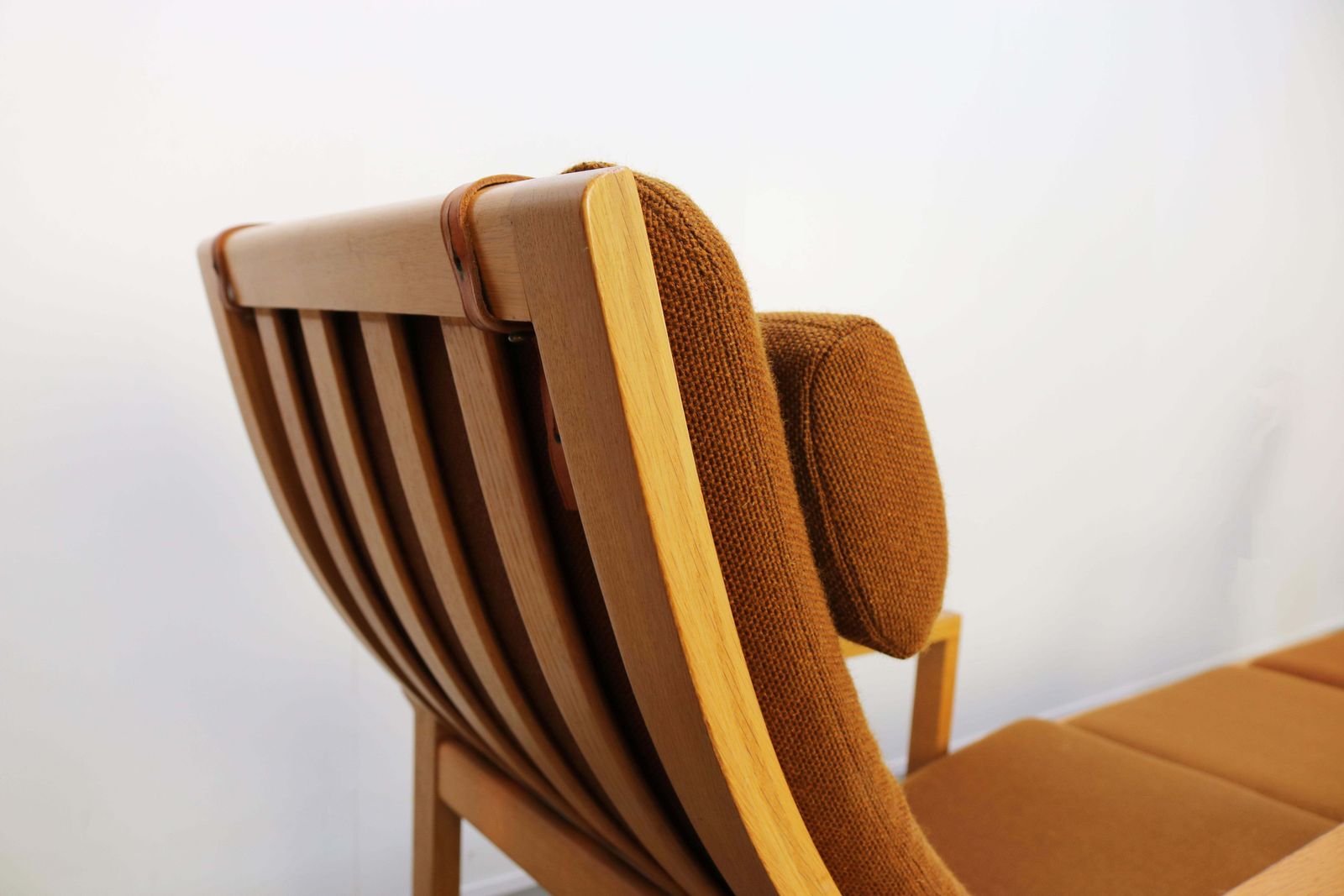 Rare Pair Of Model 2254 Lounge Chairs By Børge Mogensen With Ottomans 1950s Wool photo for sale