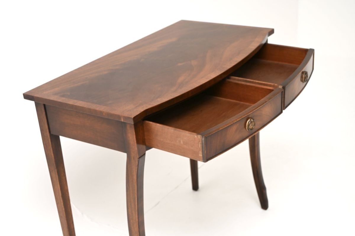 photo furniture Antique Regency Style Mahogany Console Table / Desk