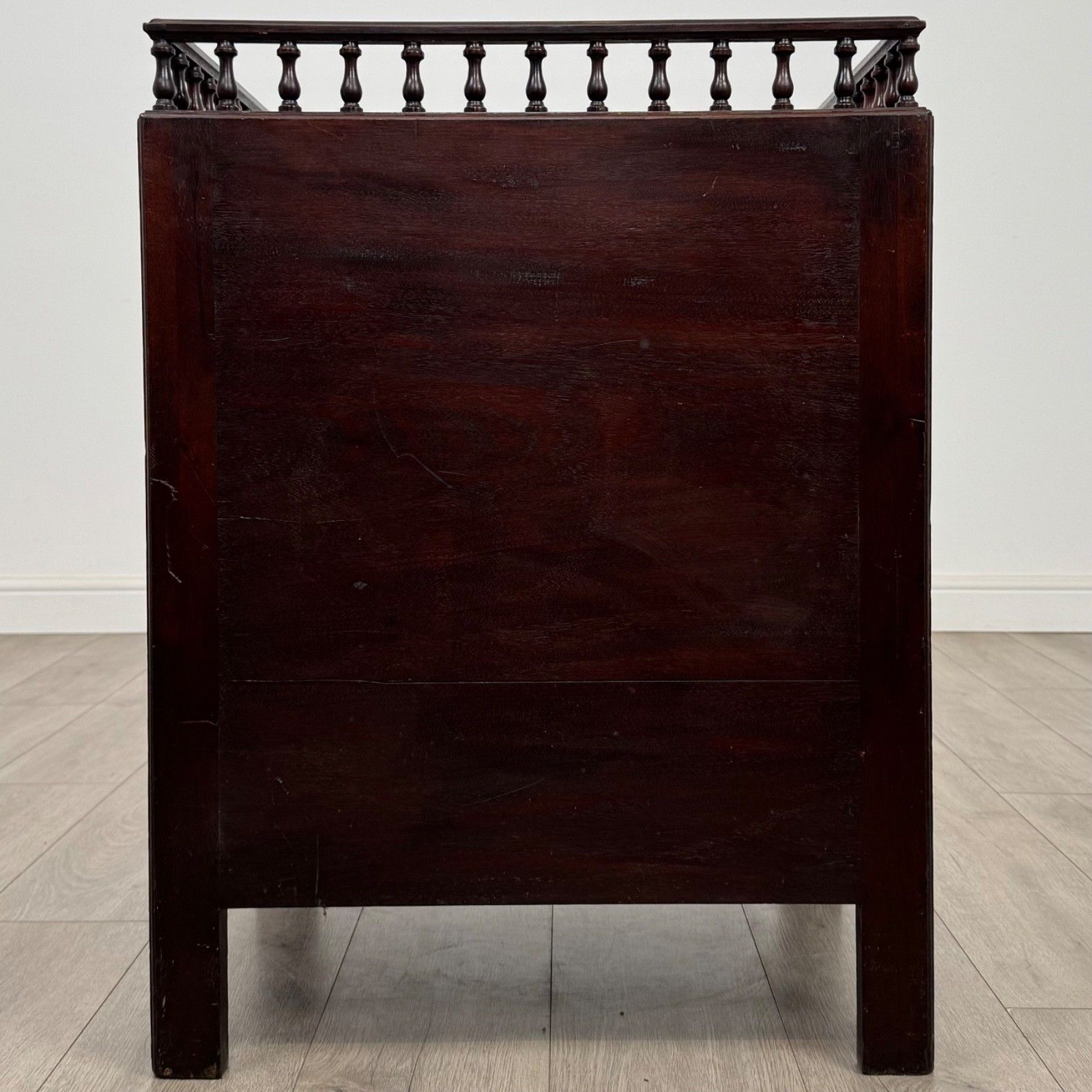 Antique 18th Century Unique Fine Quality Cabinet In Mahogany photo vinterior
