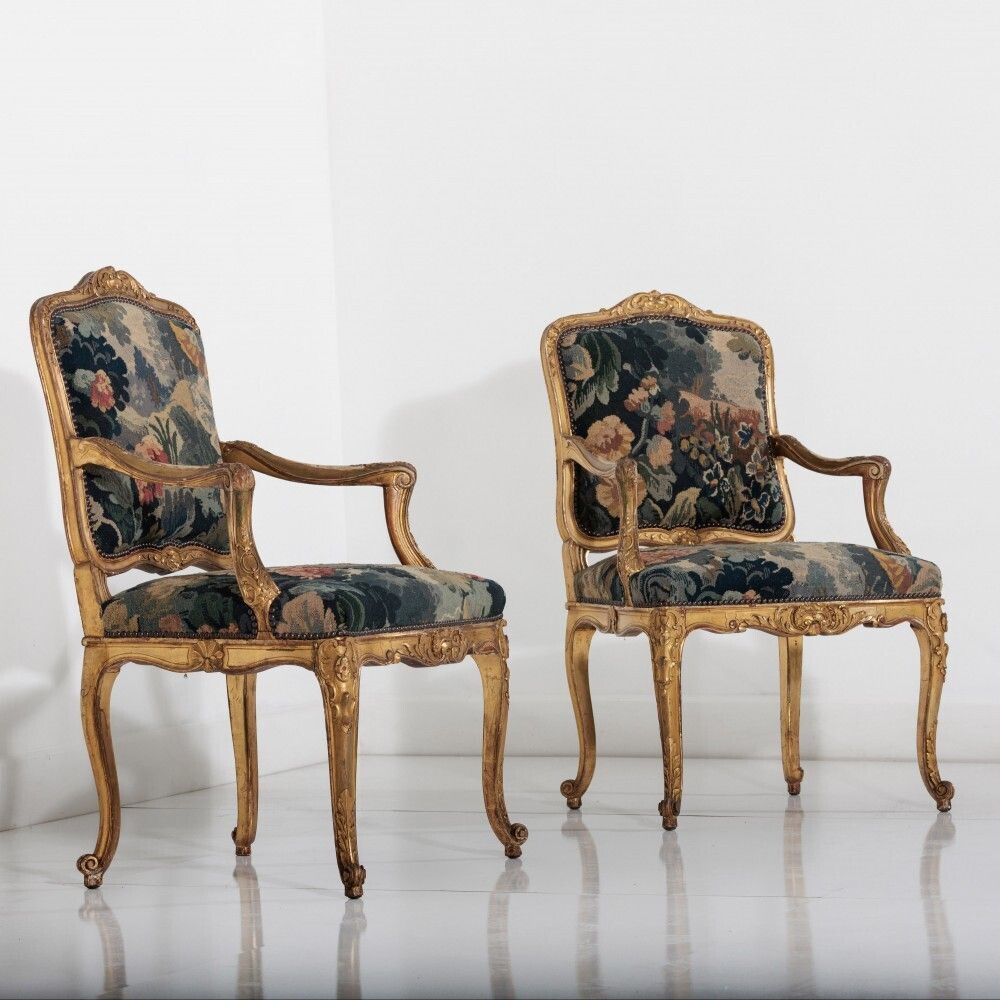 Pair Of Late 19th Century English Bertram & Sons Giltwood Salon Armchairs