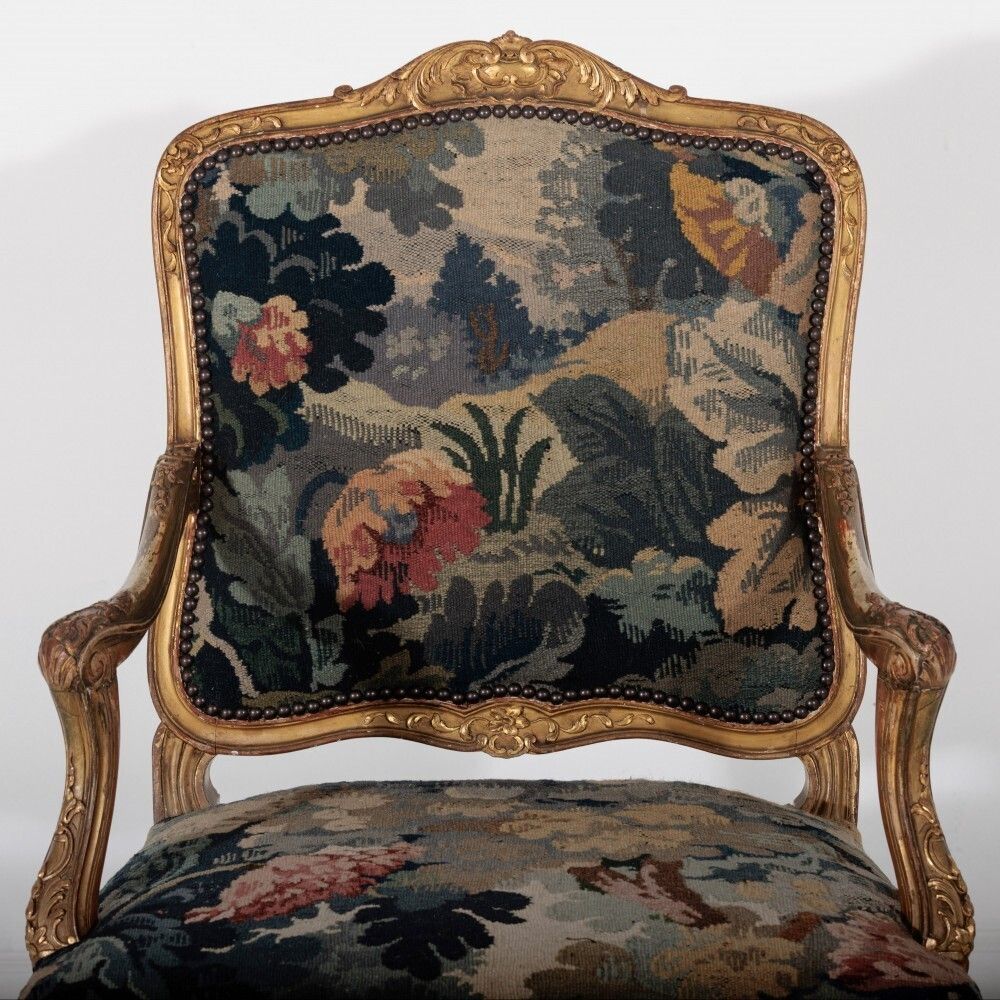 Pair Of Late 19th Century English Bertram & Sons Giltwood Salon Armchairs photo buy