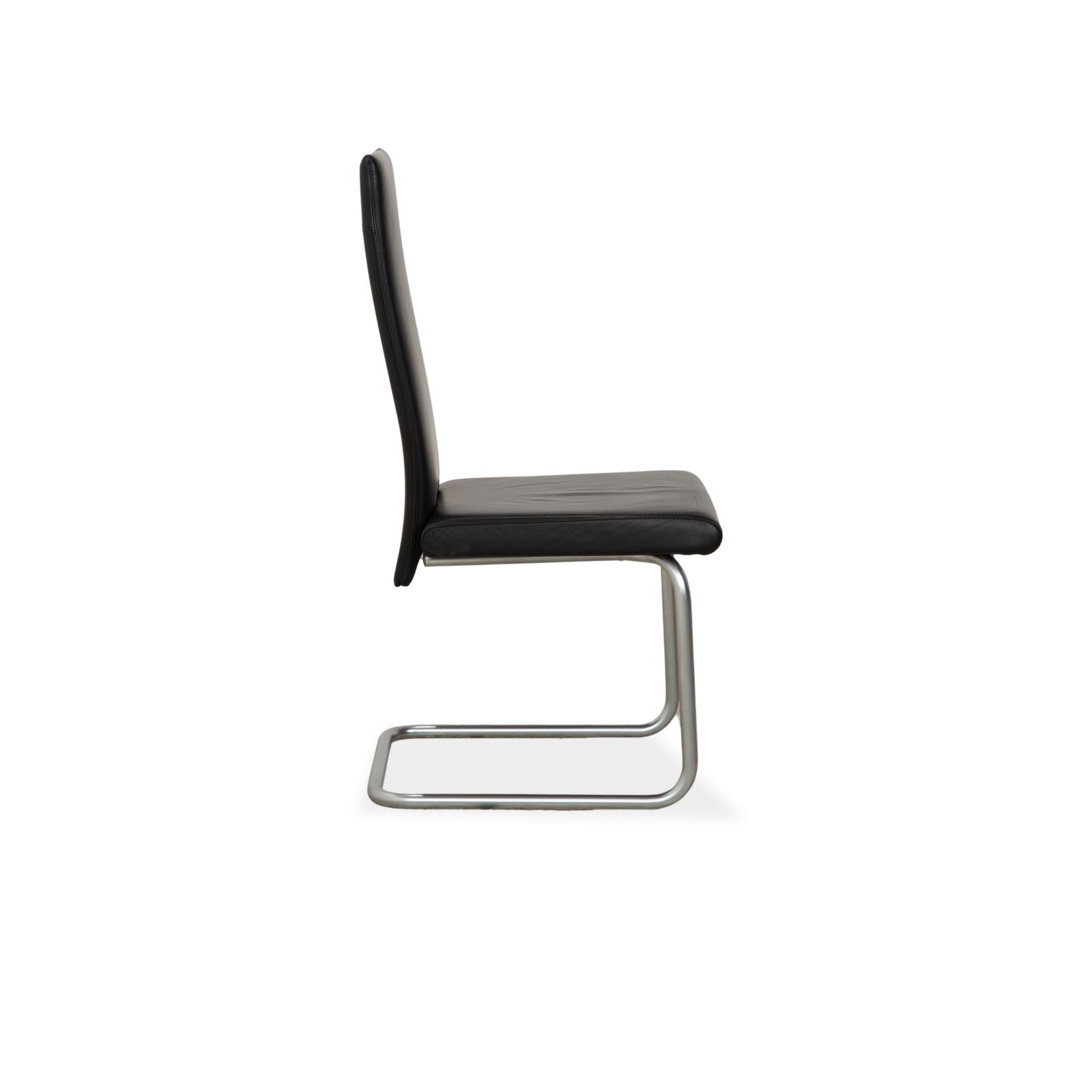 photo for sale Lot de 6 chaises Ronald Schmitt en cuir, chrome noir, pour salle à manger