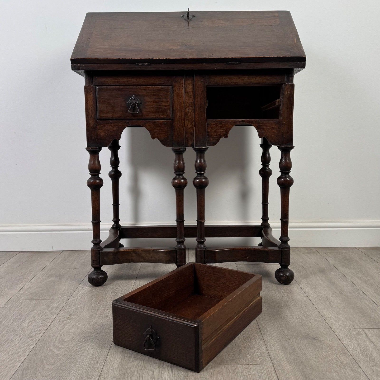 585.0 Antique 20th Century Unique Jacobean Style Bureau In Oak photo