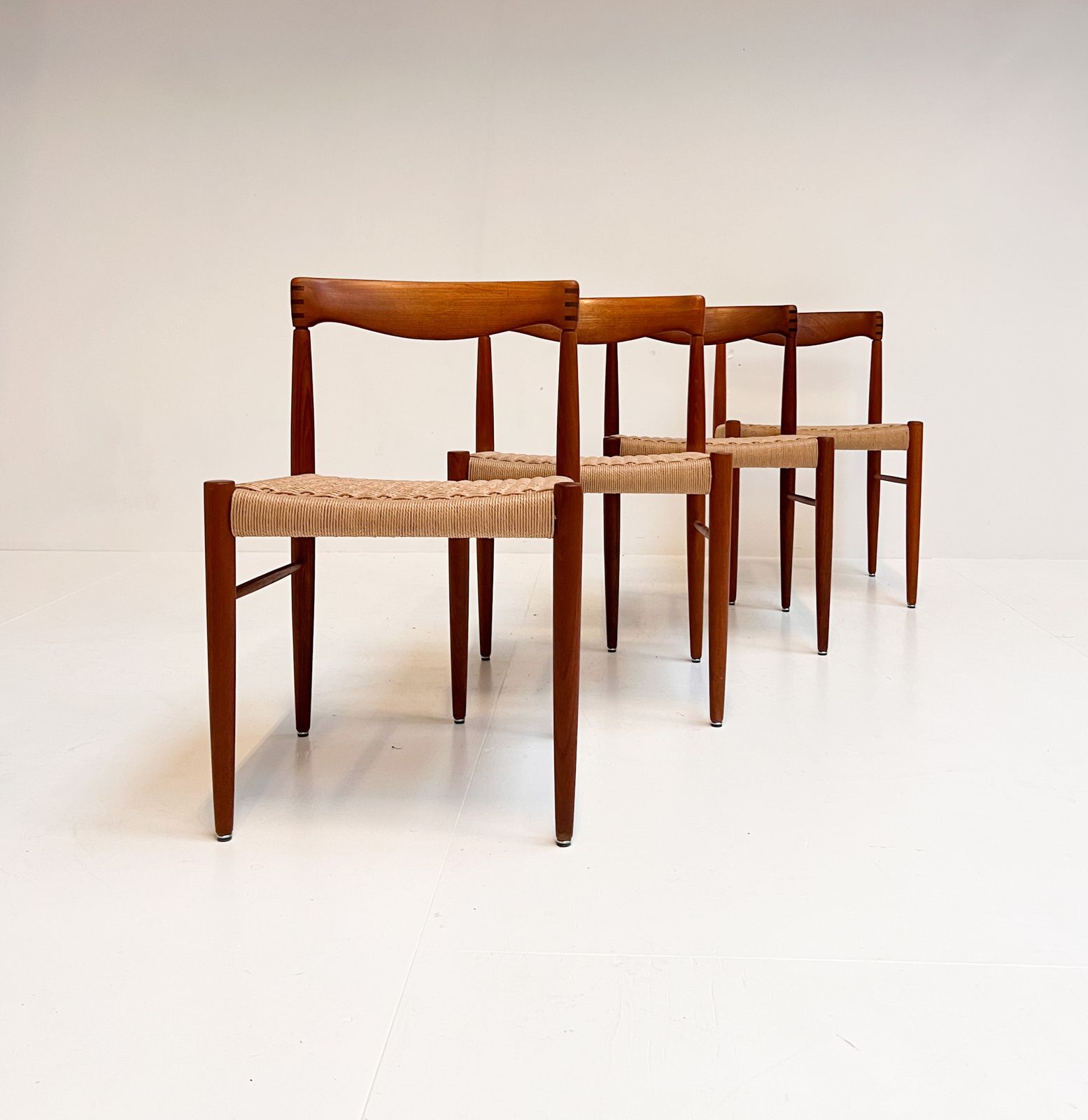 Refurbished Set Of 4 Papercord Chairs By H. Klein For Bramin, 1960s photo furniture