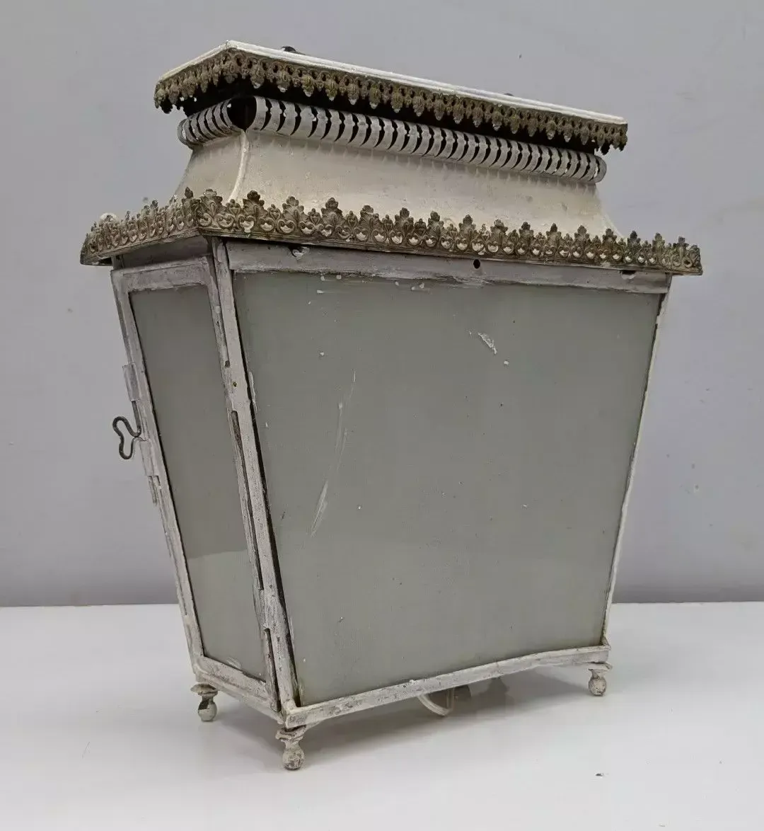Hall Lantern In Period Lacquered Finish, Restoration photo furniture