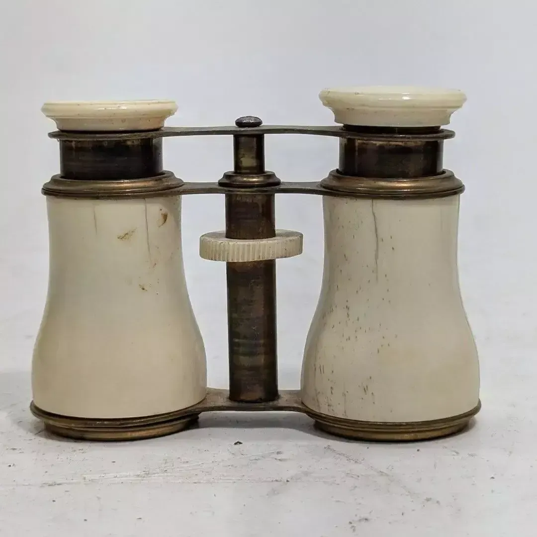 photo furniture Collection Of Binoculars, Late 19th/Early 20th Century