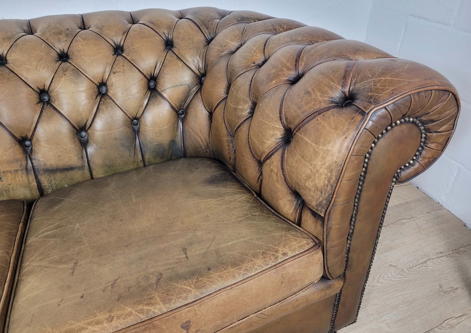 Chesterfield 3 Seater Sofa Settee Olive Green Leather 1960s photo 1250.0