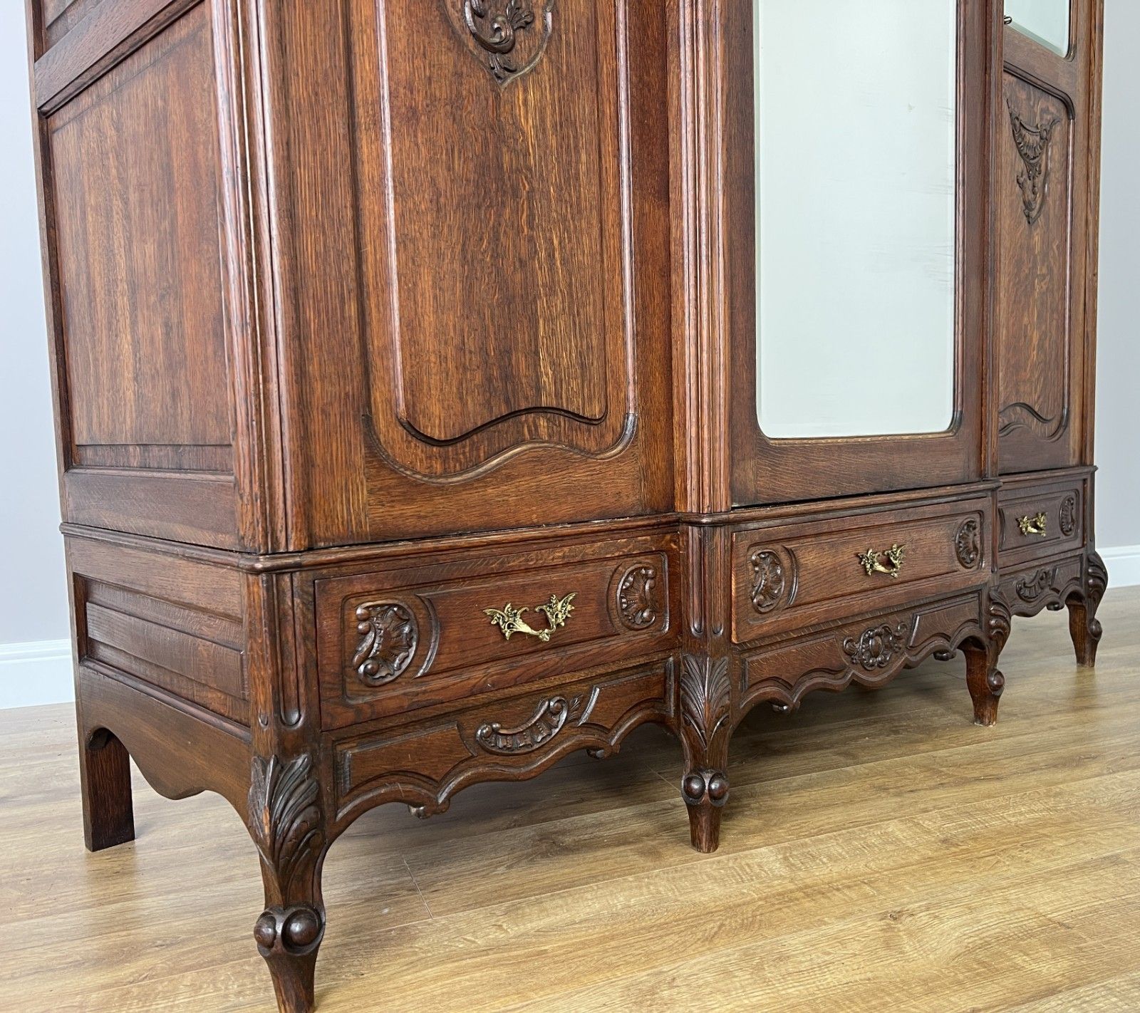 Wardrobe Antique French Rocaille Oak Three Door Carved Mirrored Armoire Lot 4843 photo vintage
