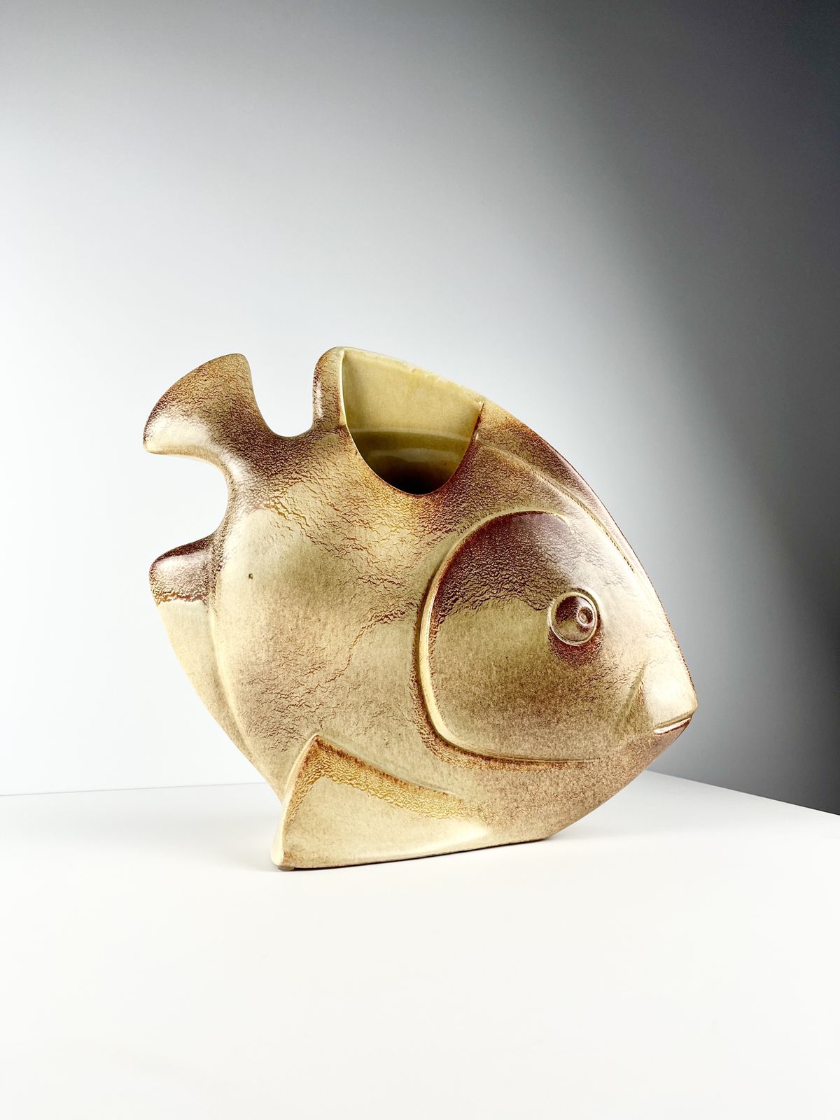 Roberto Rigon For Bertoncello Large Modernist Fish Vase, Italian 1970s photo 240.0