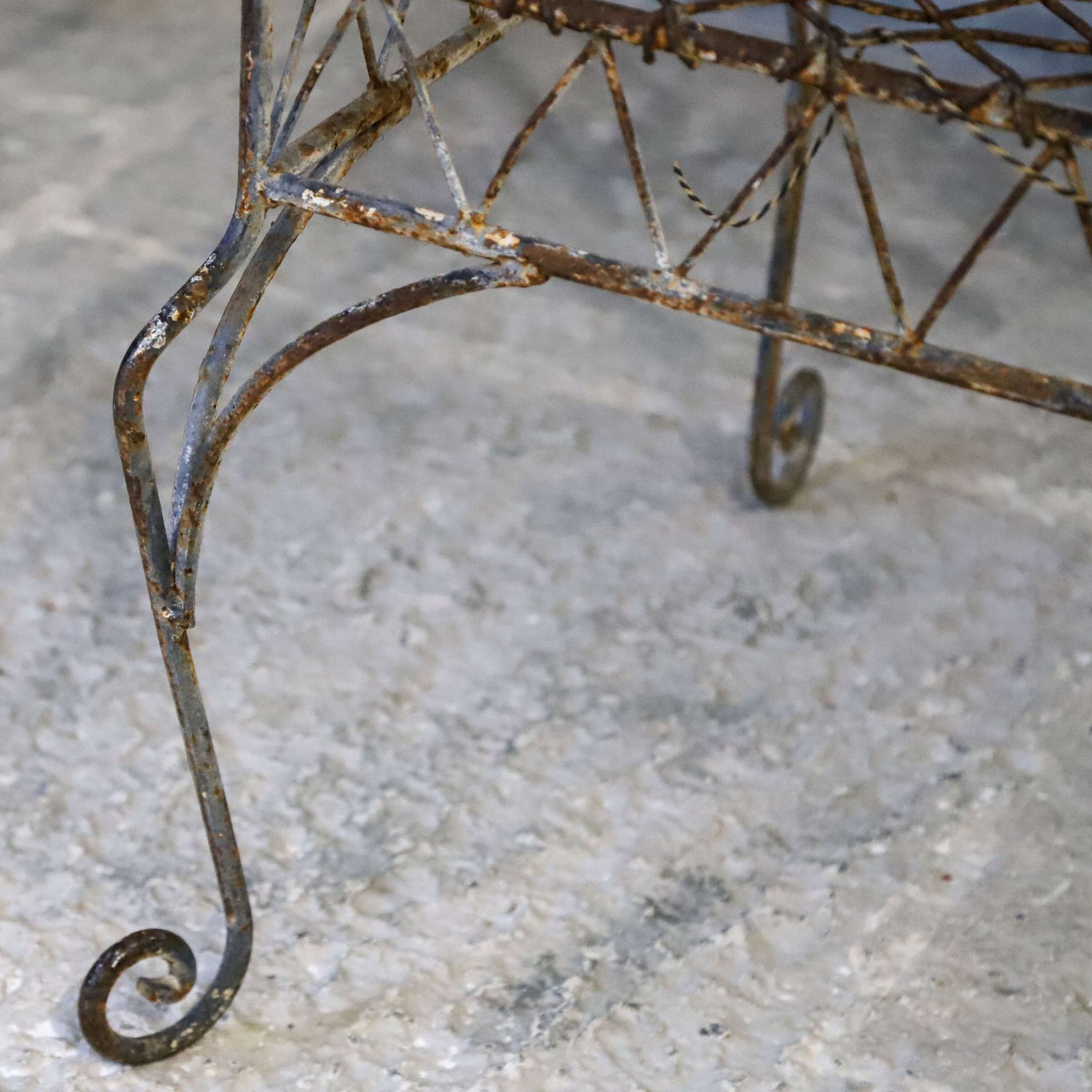 French Gothic‑Influenced Metal Garden Bench photo 785.0