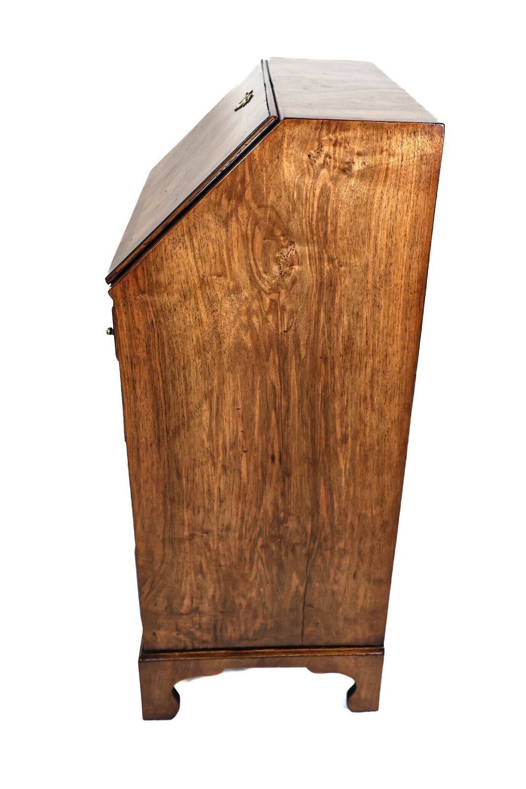photo furniture Queen Anne Style Walnut Bureau 1920s