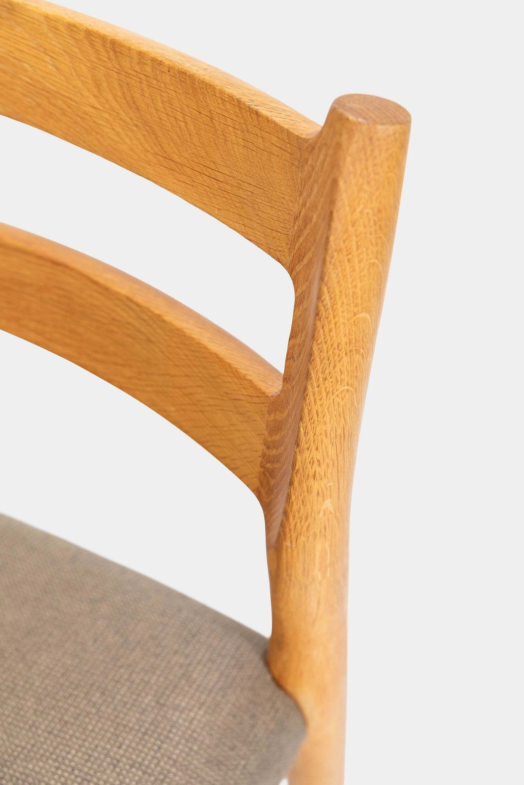 photo buy Niels Otto Moeller, Chair Model 84, Denmark, 70s