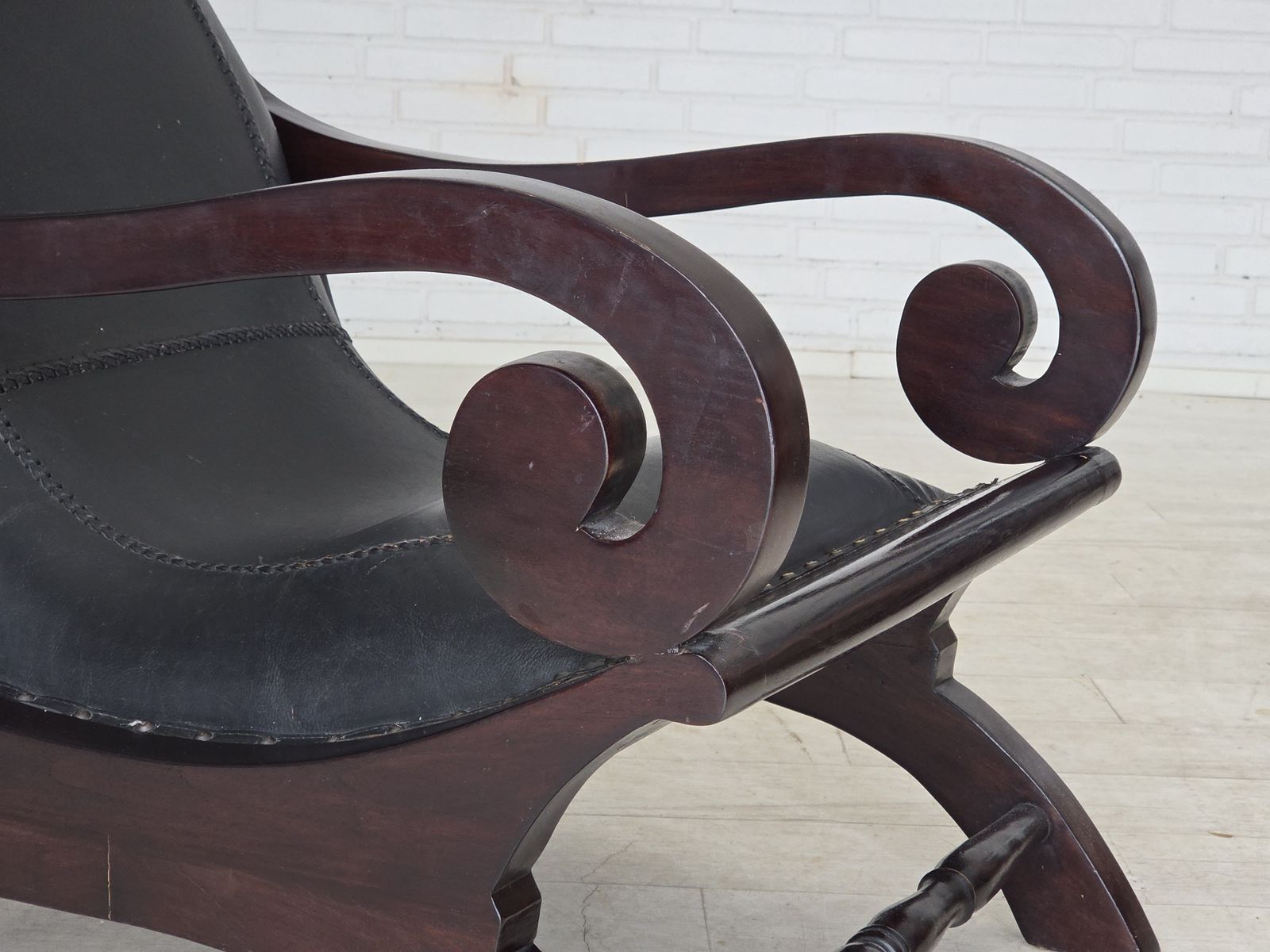 photo furniture 1970s, Vintage Armchair With Footstool, Black Furniture Leather.