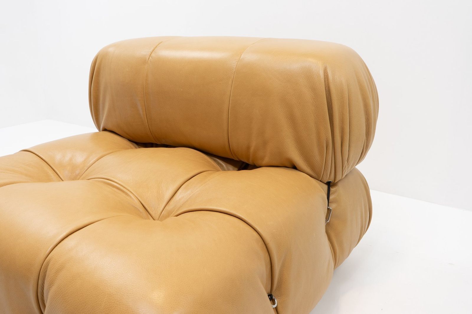 photo furniture Camaleonda Lounge Chair By Mario Bellini For B&B Italia, 1970s