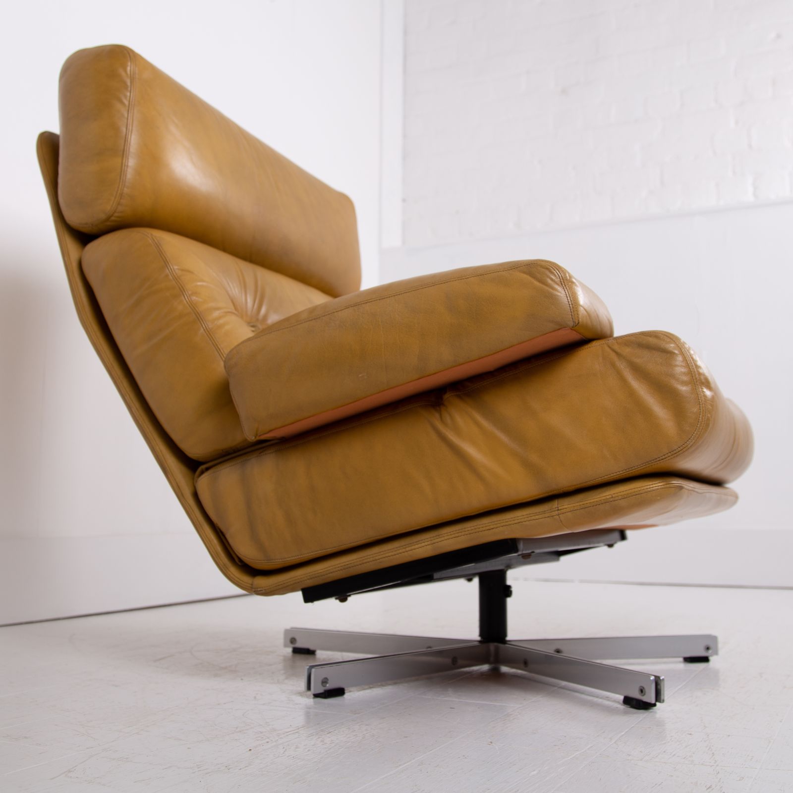 Mid Century Swivel Leather Armchair Tetrad Nucleus C1970 photo Furniture
