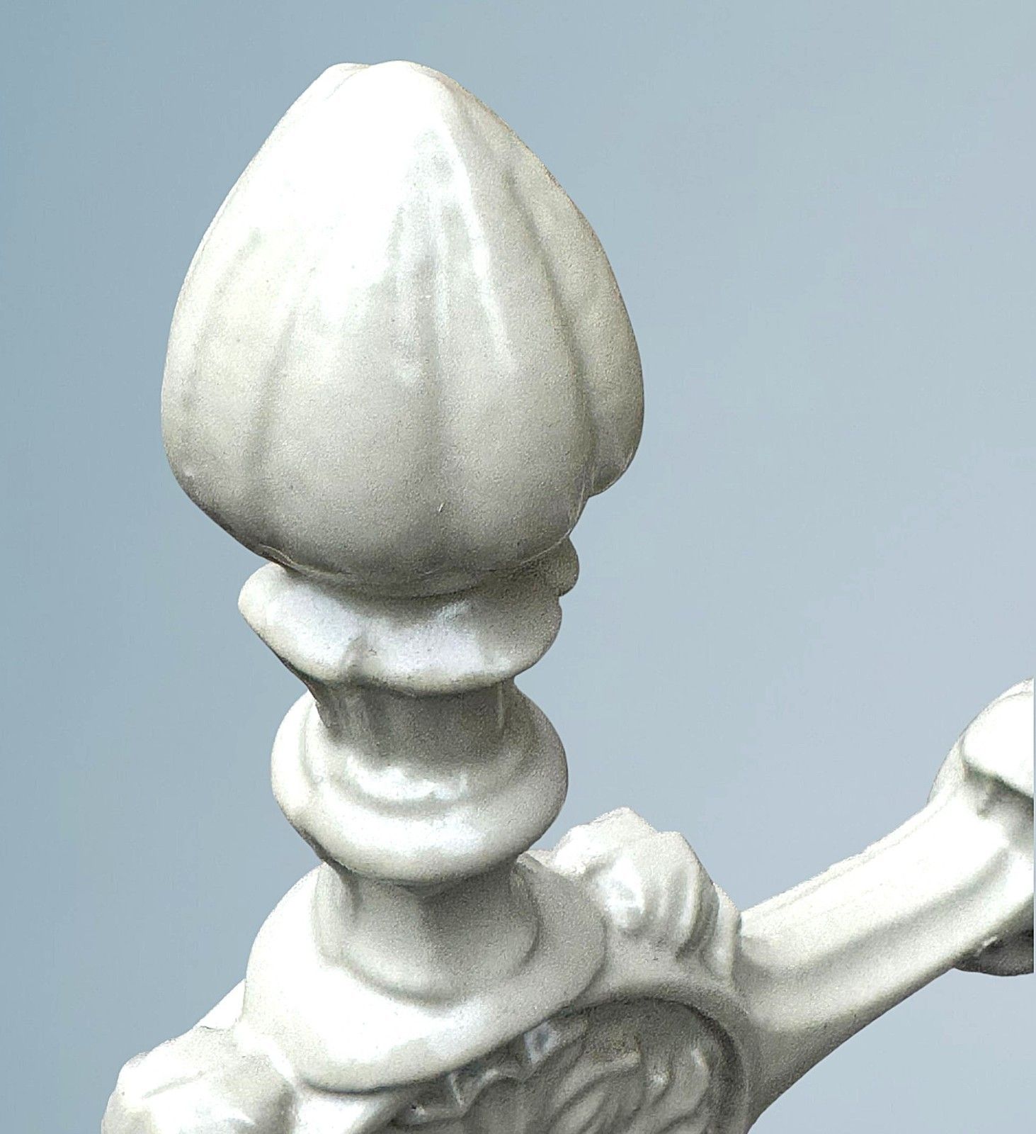 photo vinterior A Large Antique French Cast Iron Umbrella / Stick Stand