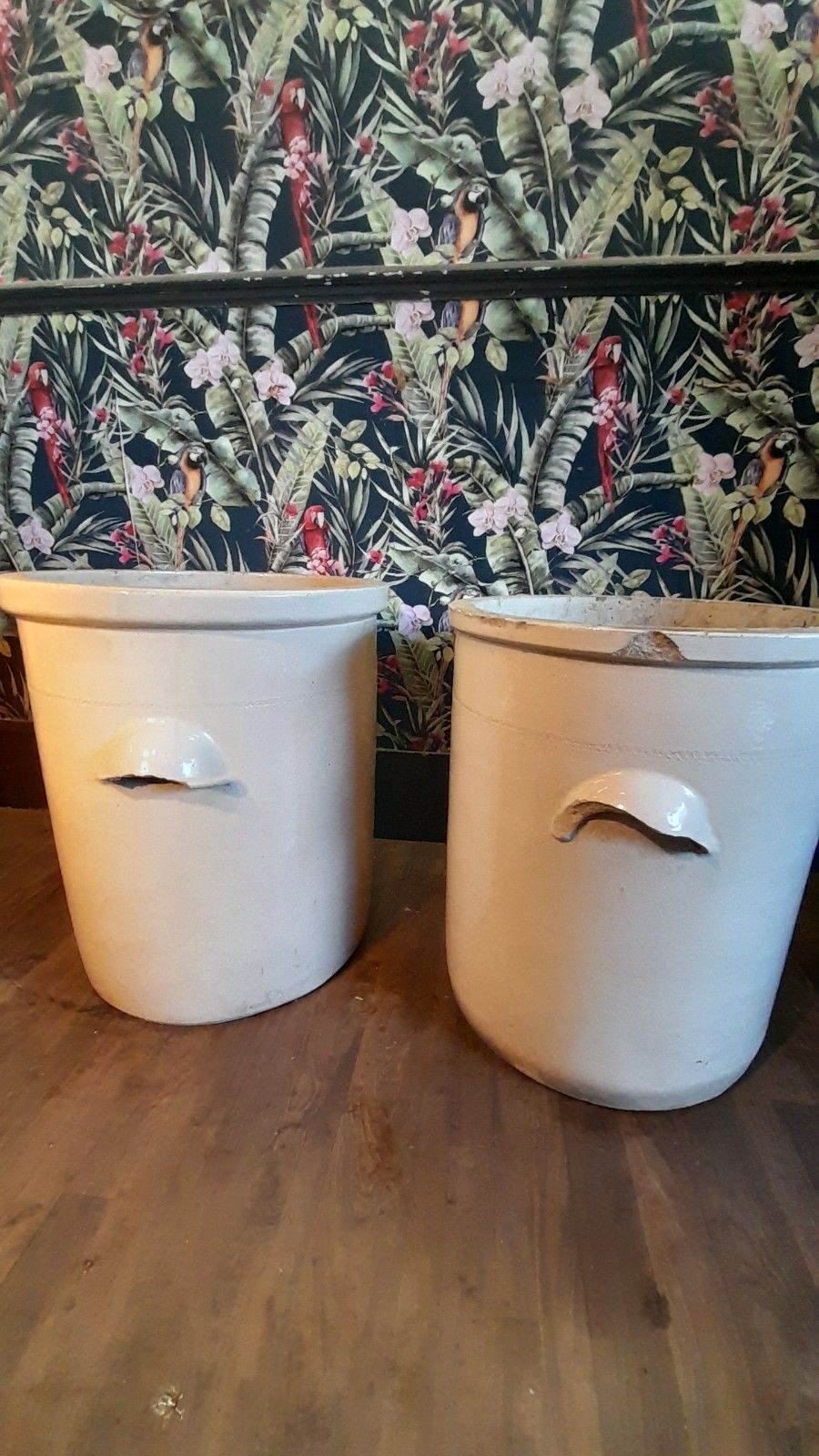 photo vinterior Near Pair Of Daulton & Co Chemical Stoneware 15 Gallon Pots..Ideal For Plants