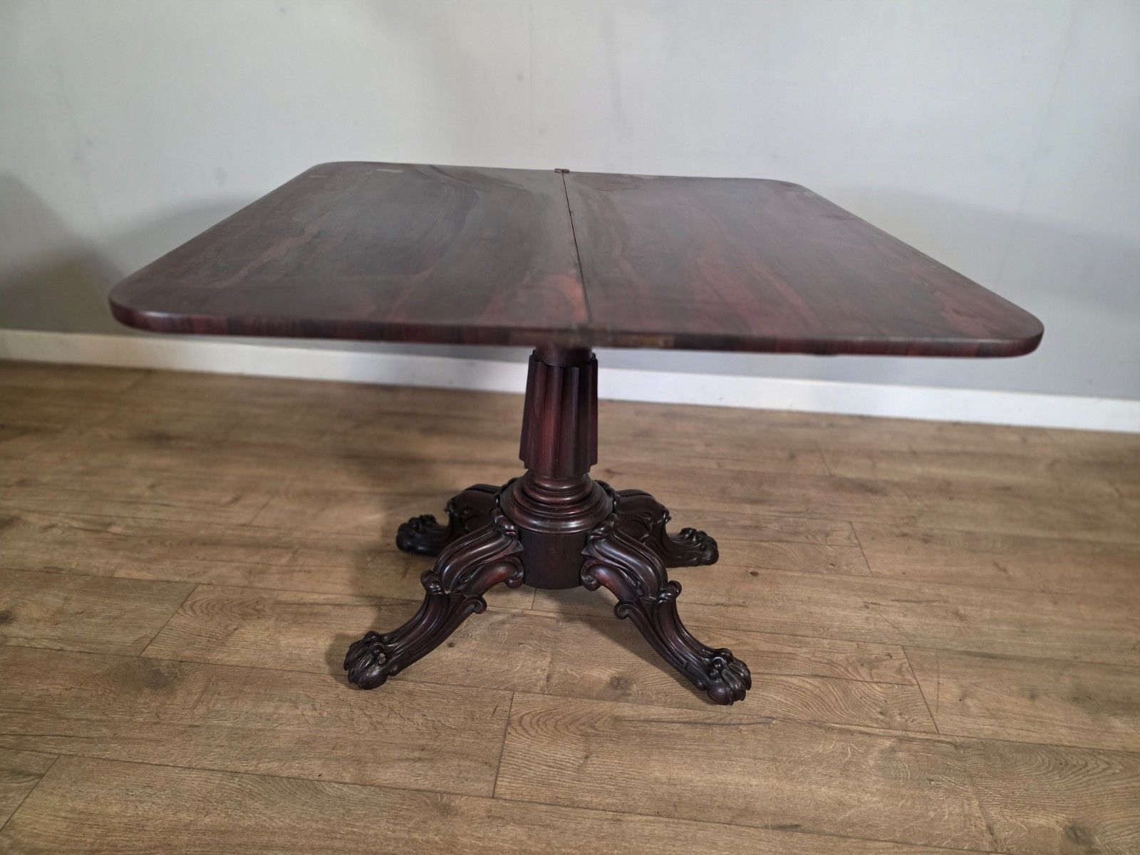 625.0 Antique Early Victorian Rosewood Tea Table 1850s photo